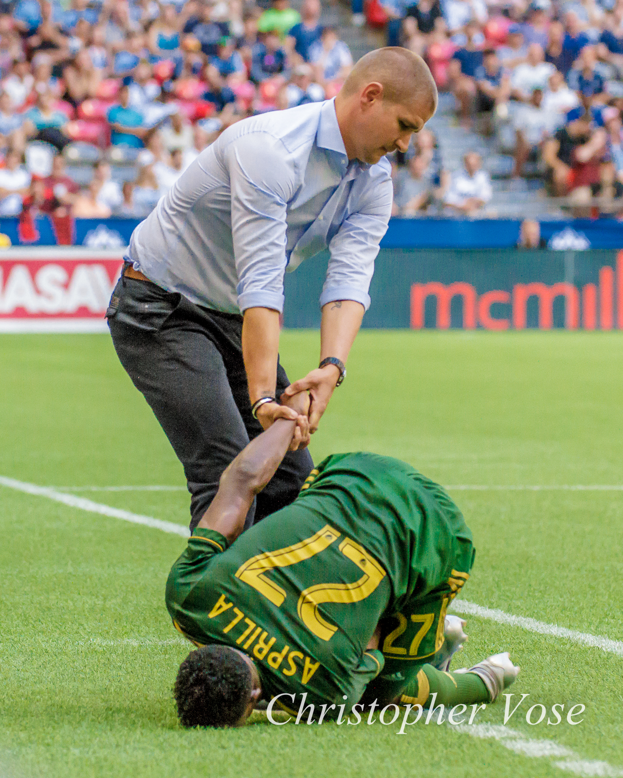 2017-07-23 Carl Robinson and Dairon Asprilla.jpg