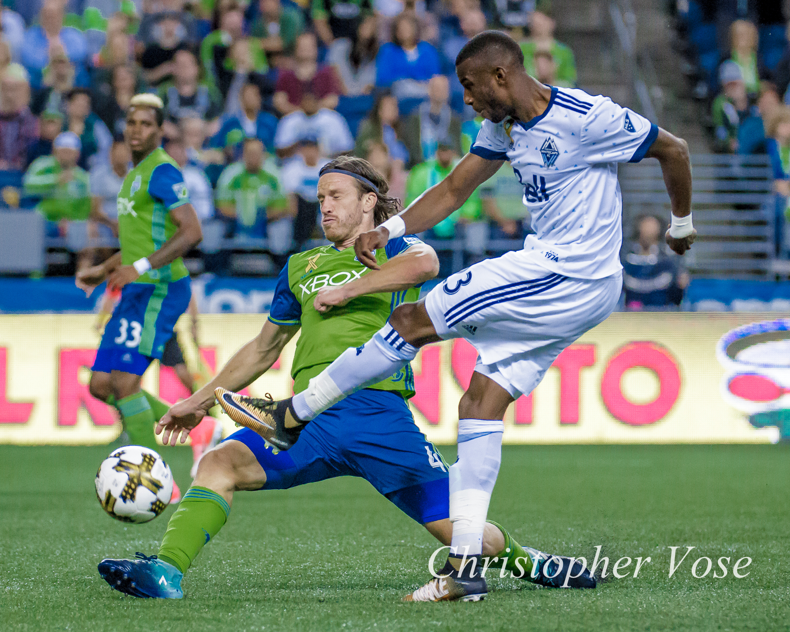 2017-09-27 Gustav Svensson and Bernie Ibini.jpg