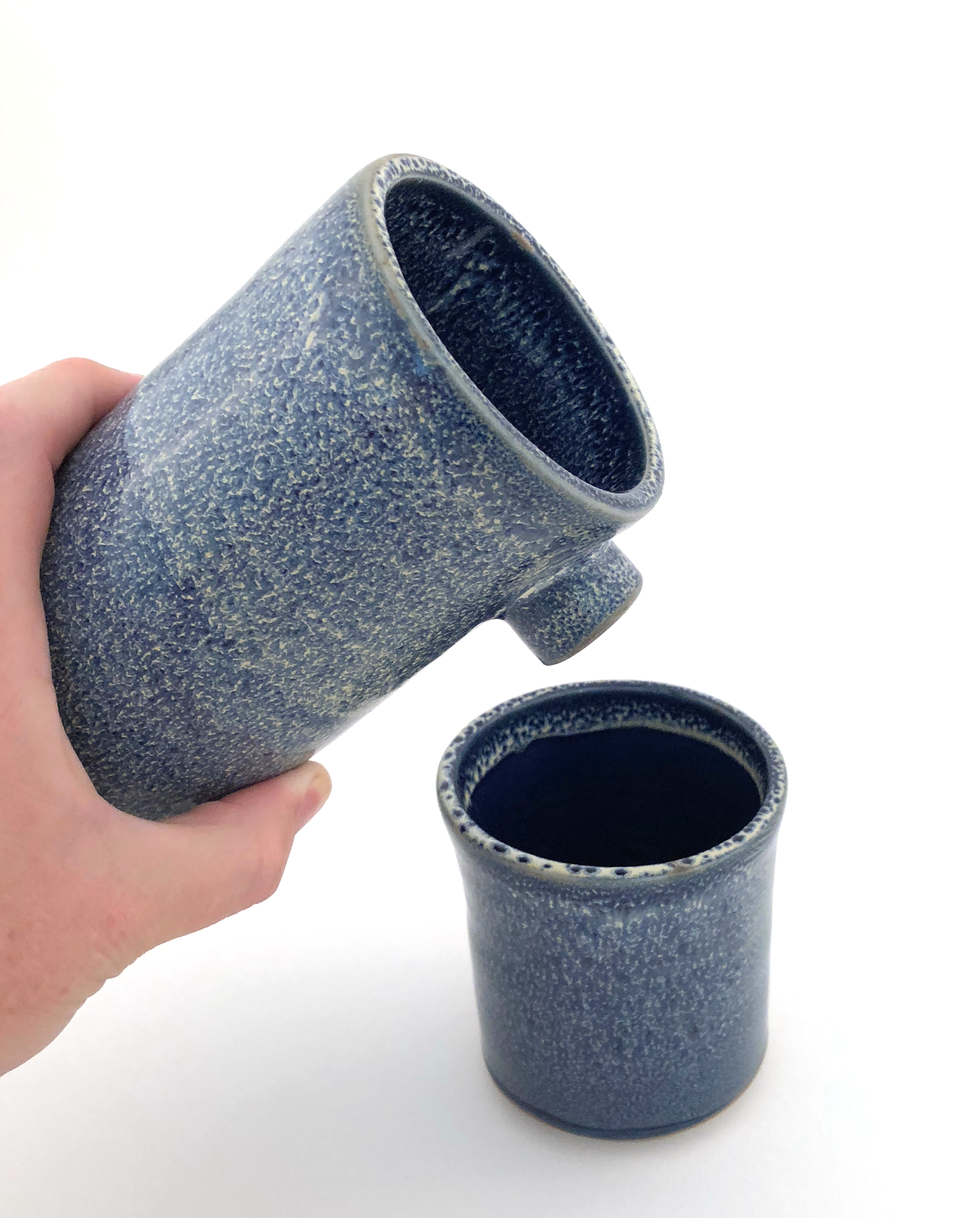 line-pitcher-mug-01.3.png