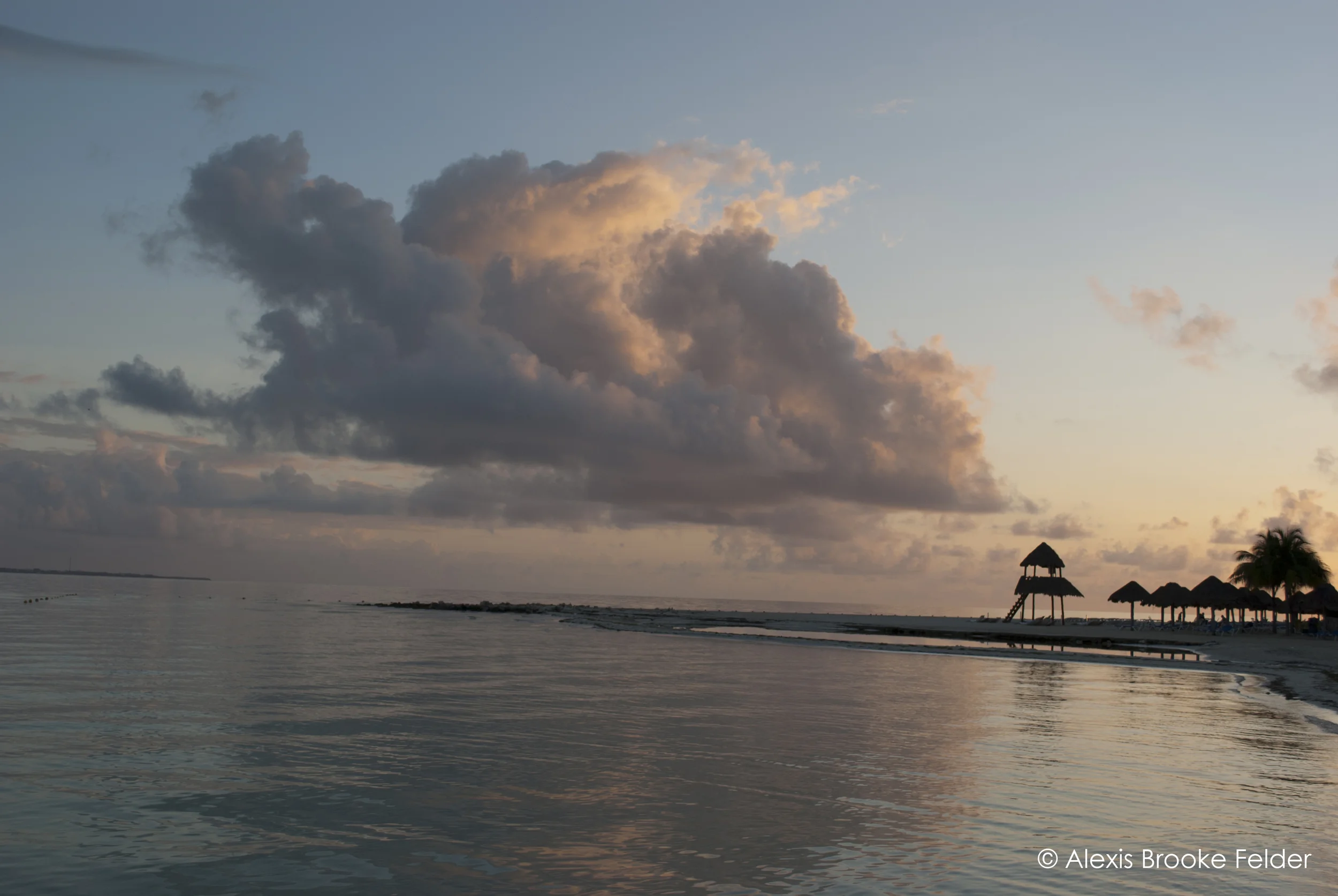 Sea and Cloud, Cancun