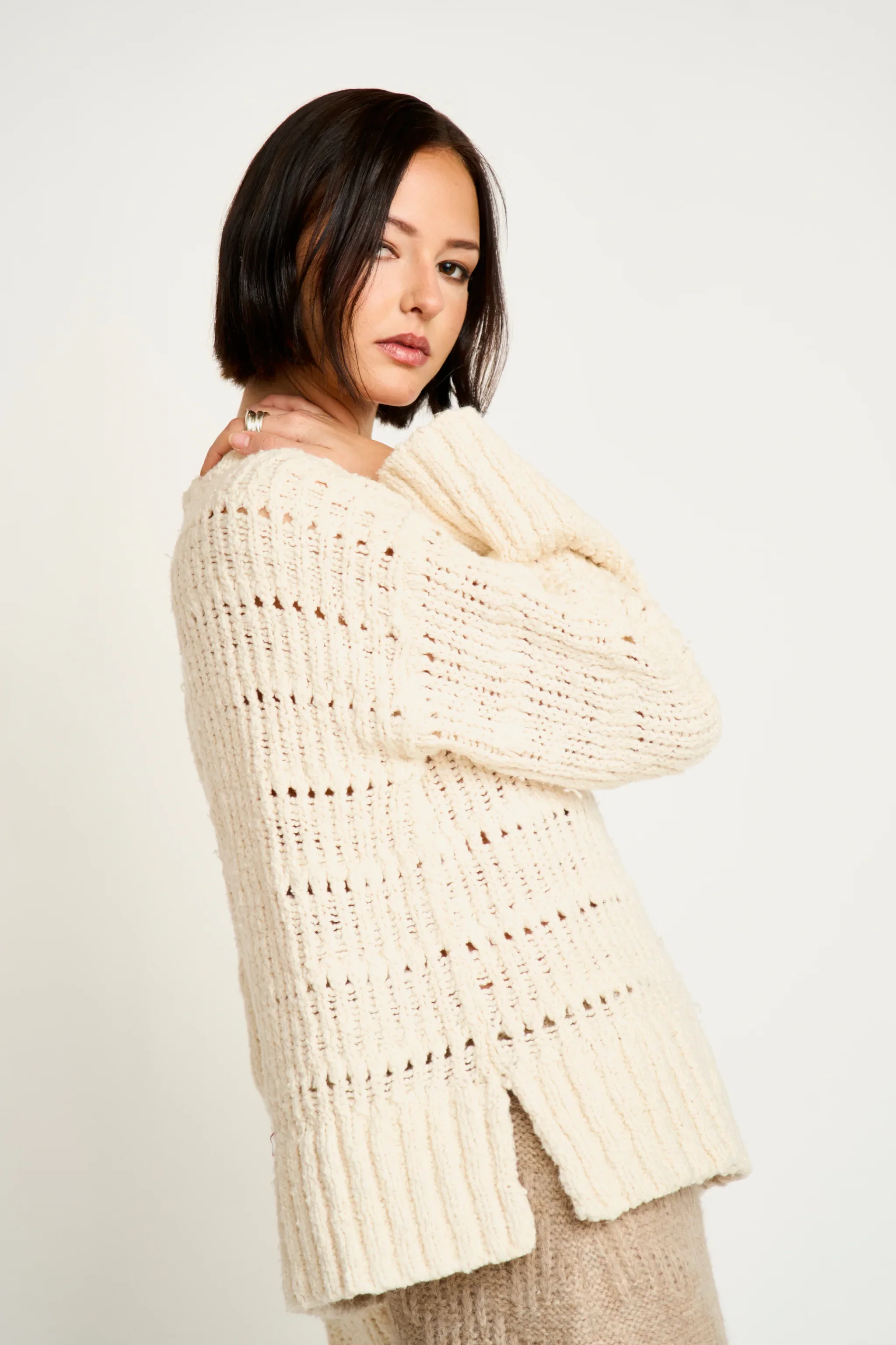 salem_ladderstitch_sweater_in_ivory_-_3.webp