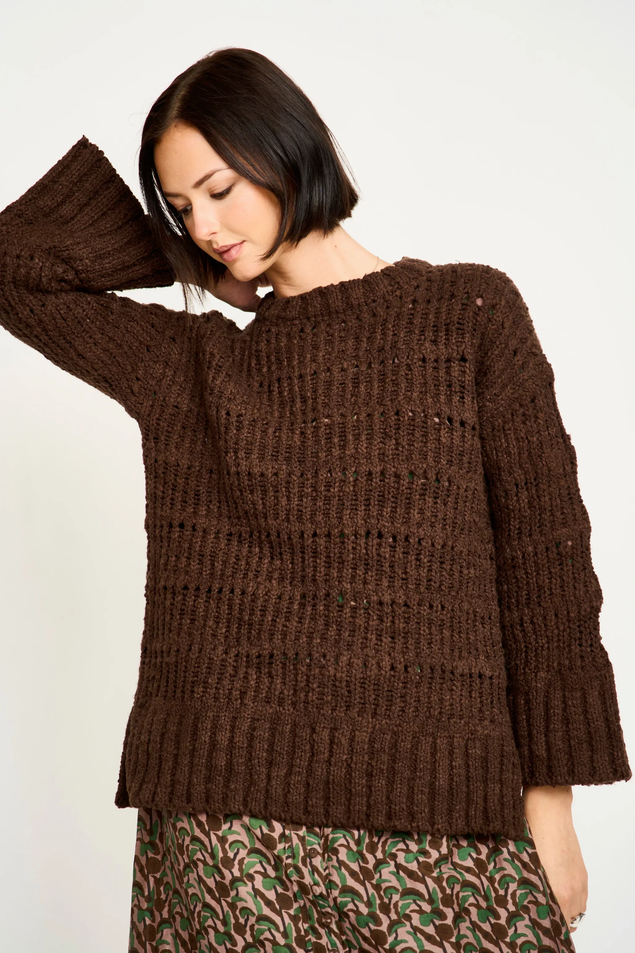 salem_ladderstitch_sweater_in_cocoa_-_5.webp