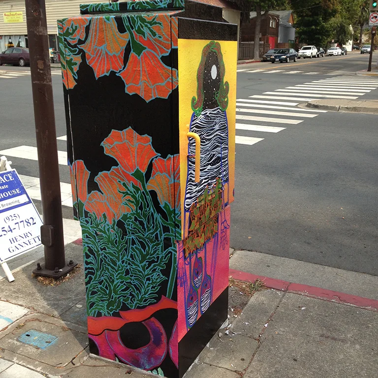 Amann Utility Box Poppies and Sea Inside 72.jpg