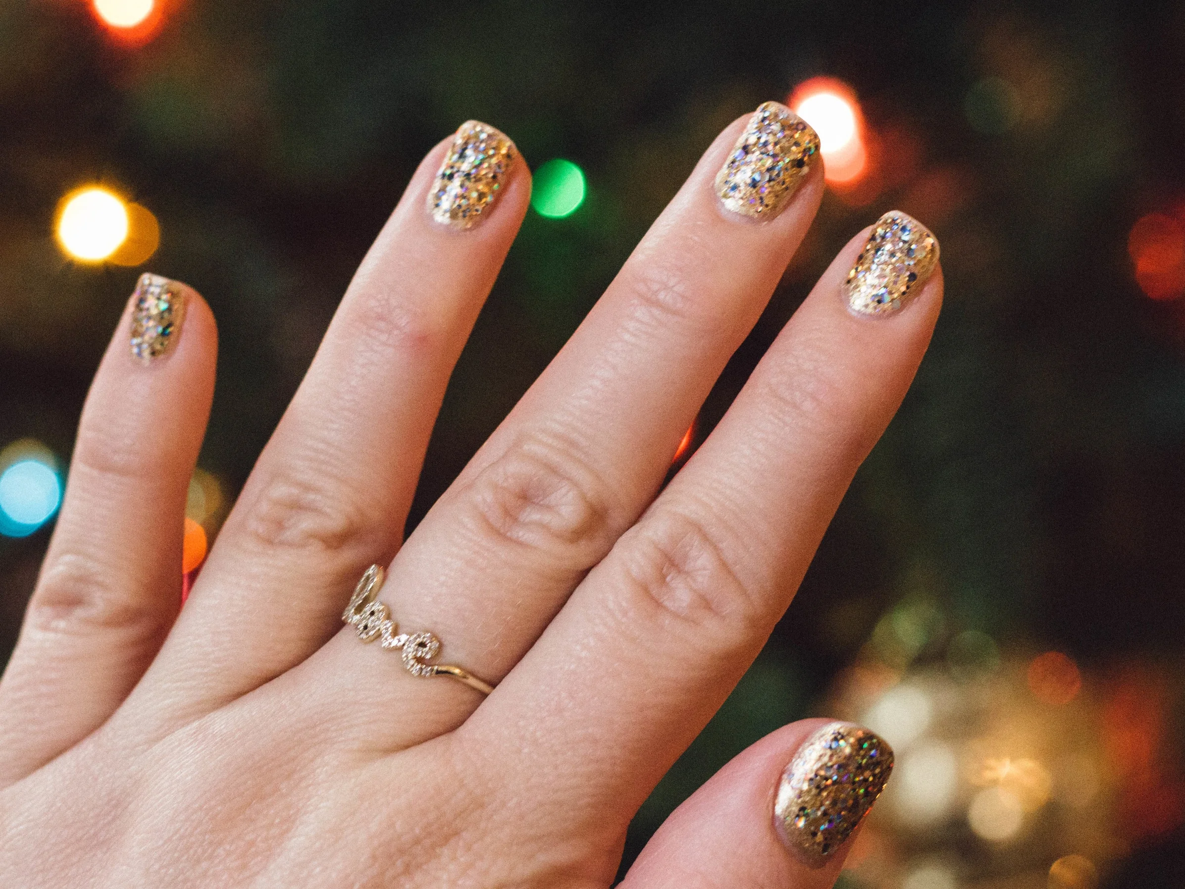Fashion Magazine: How to wear glitter during the holidays (and still sit at the adults table)