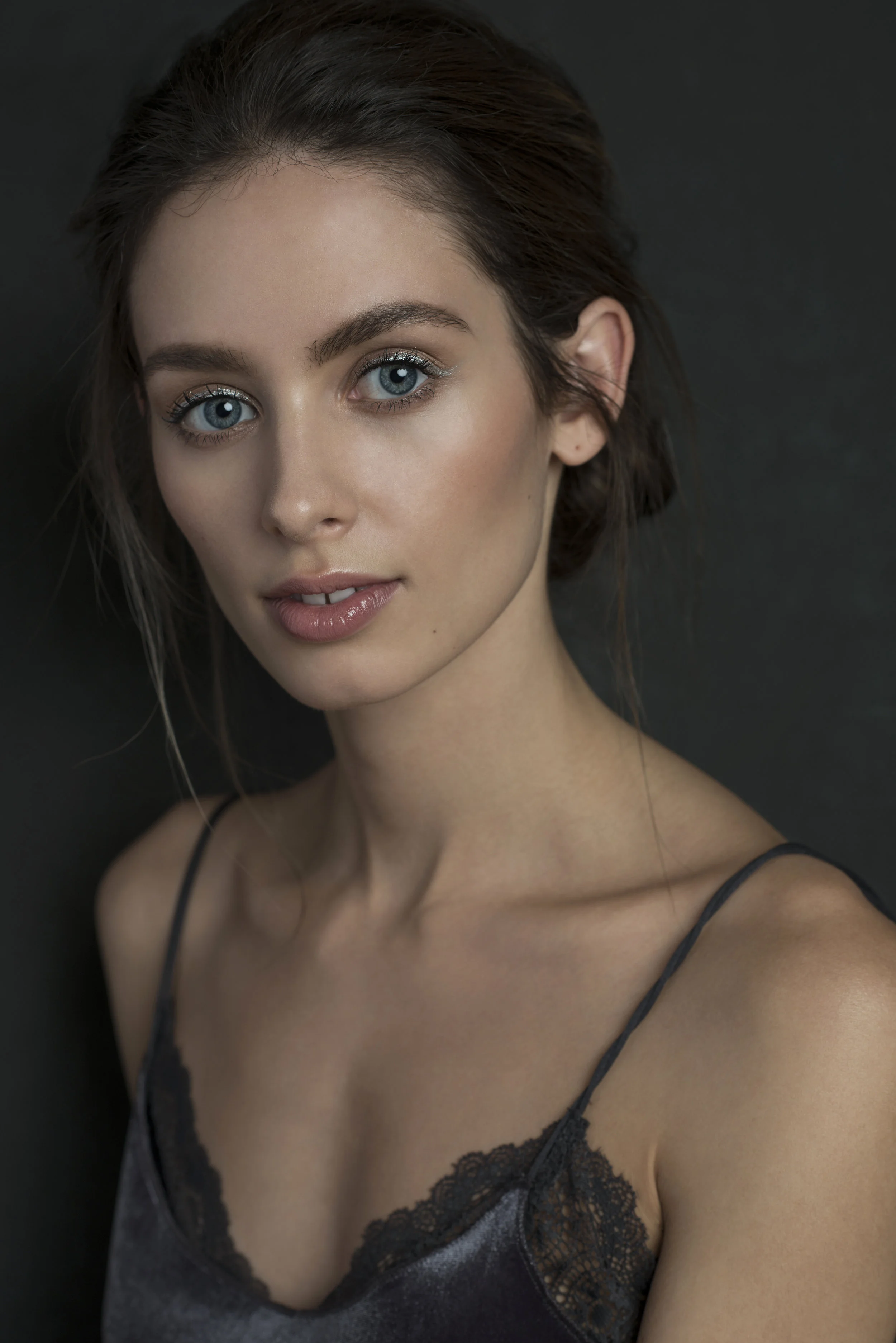 Silver winged eyeliner. Photographed by Toriglia & Co. Makeup/Hair: Katie Elwood Model: Andee (Key Model Management) #WingedEyeliner #Eyeliner #Beauty #Makeup #BeautyBlender #Photoshoot 