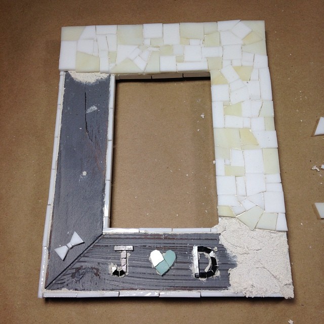 mosaic picture frame.jpg