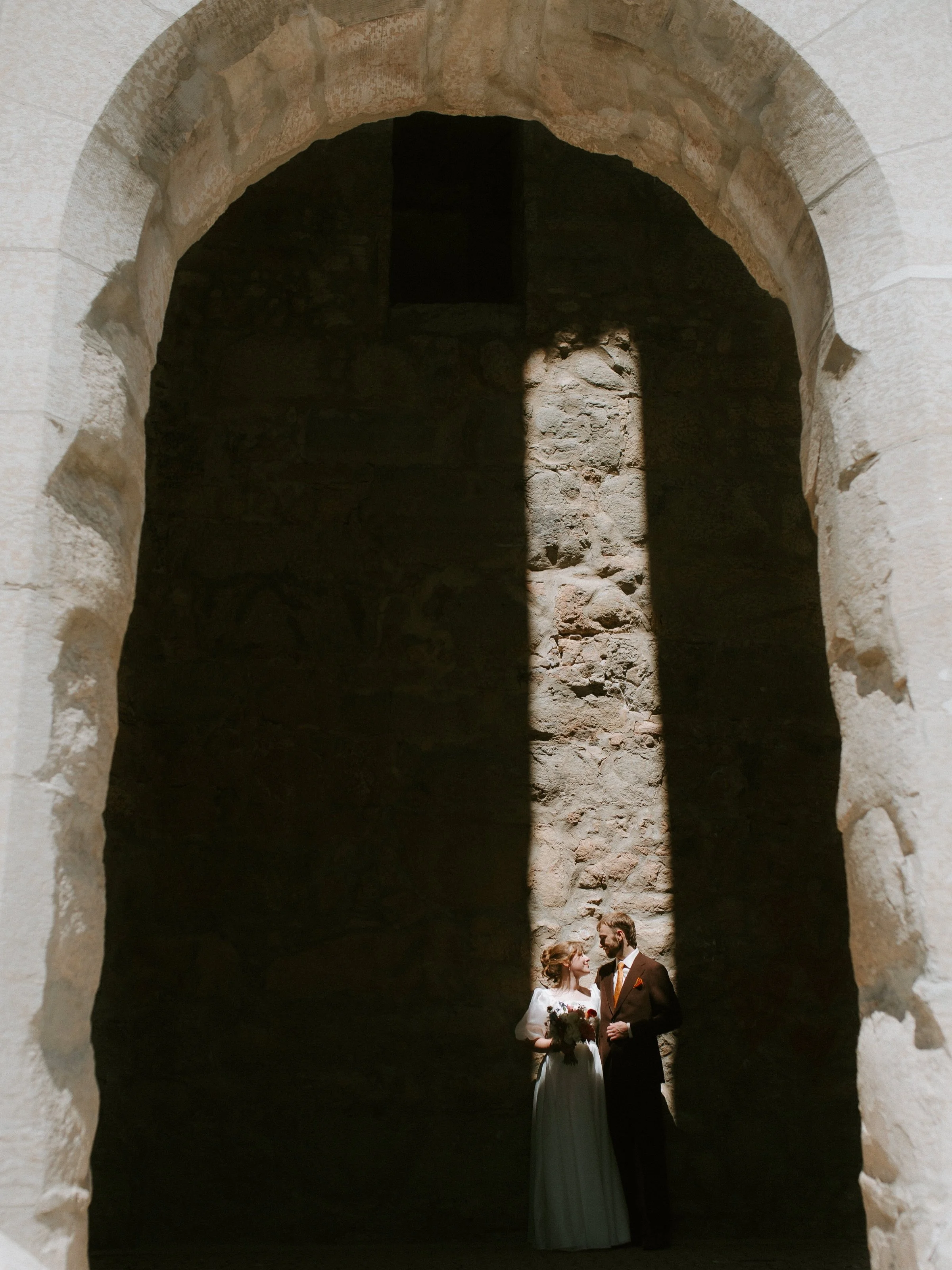 Johanna &amp; Scott designed their wedding day to reflect them so perfectly. A day of brilliant light and easygoing laughter and so much love and support from their crew 💖