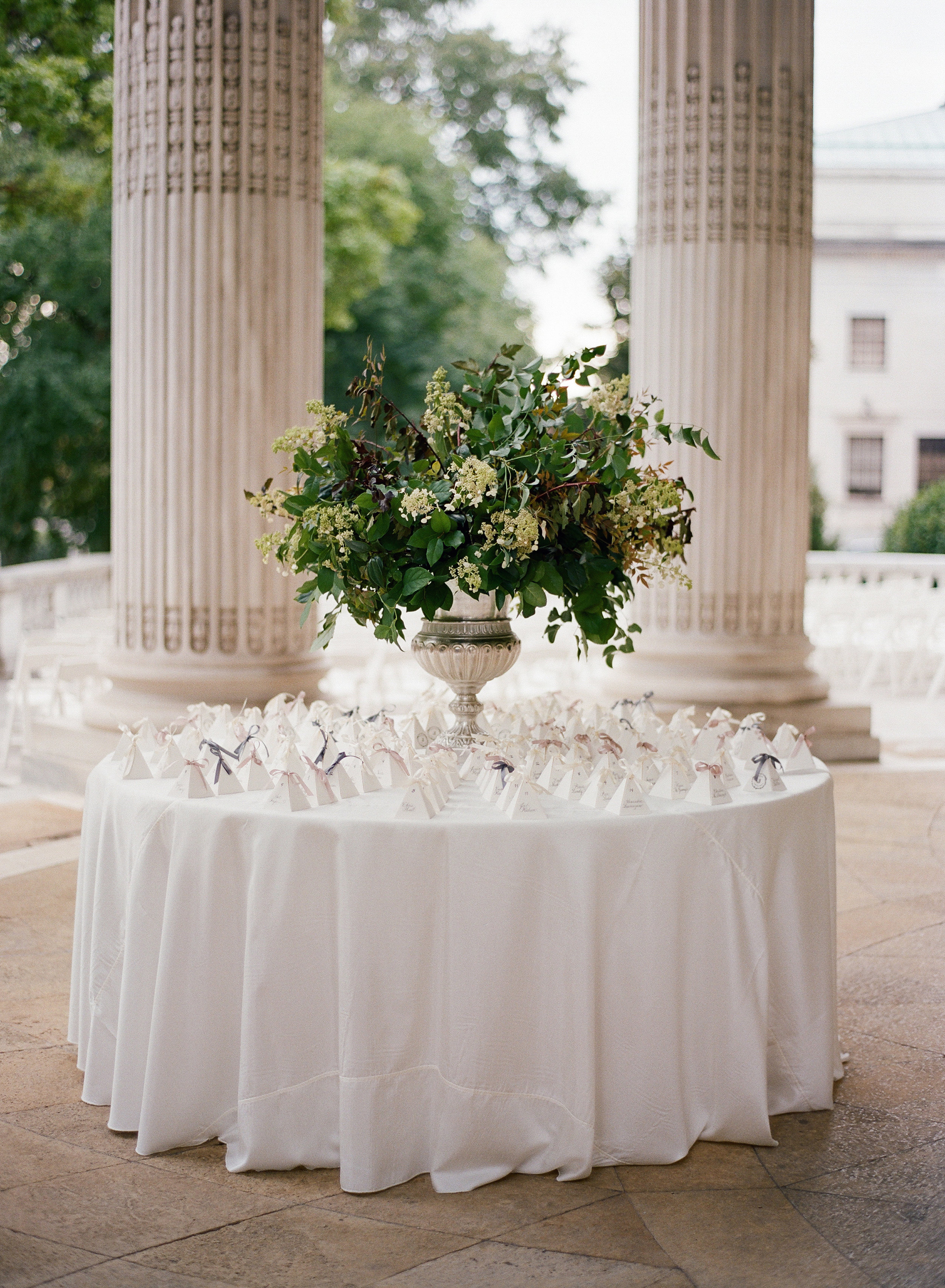 DAR Wedding Flowers by Wild Green Yonder