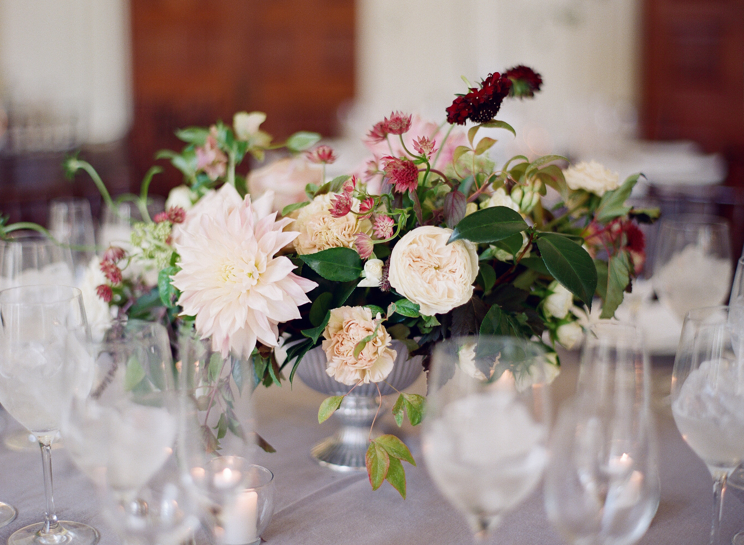 DAR Wedding Flowers by Wild Green Yonder