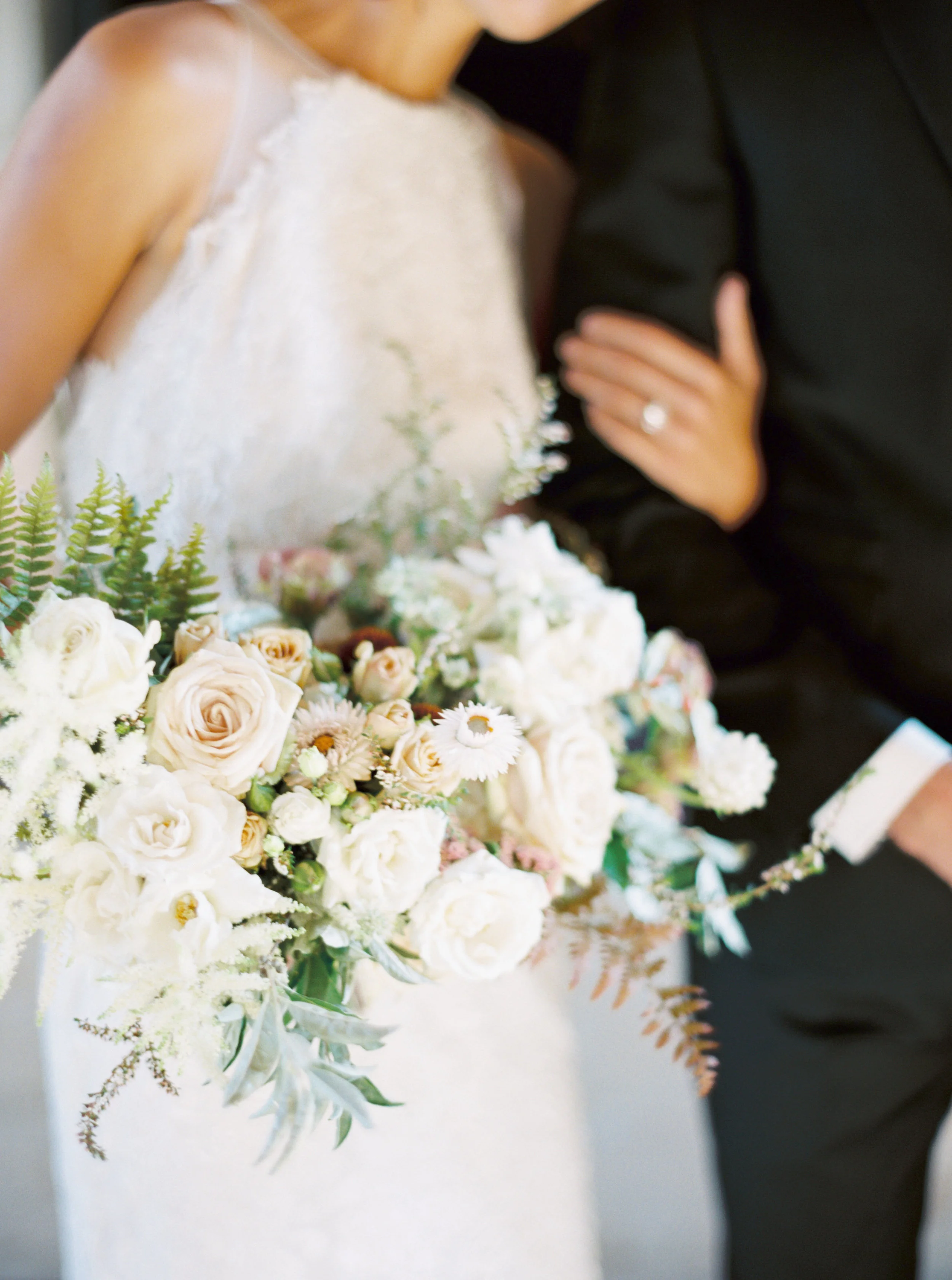 Early Mountain Vineyard Wedding - Wild Green Yonder bouquet