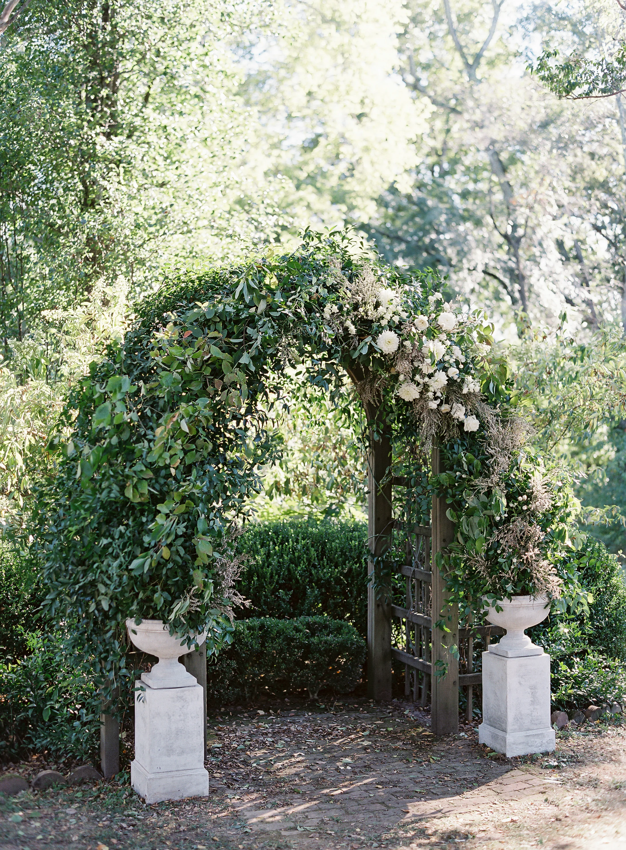 Tuckahoe Plantation Wedding_Virginia Florist Wild Green Yonder_32.jpg