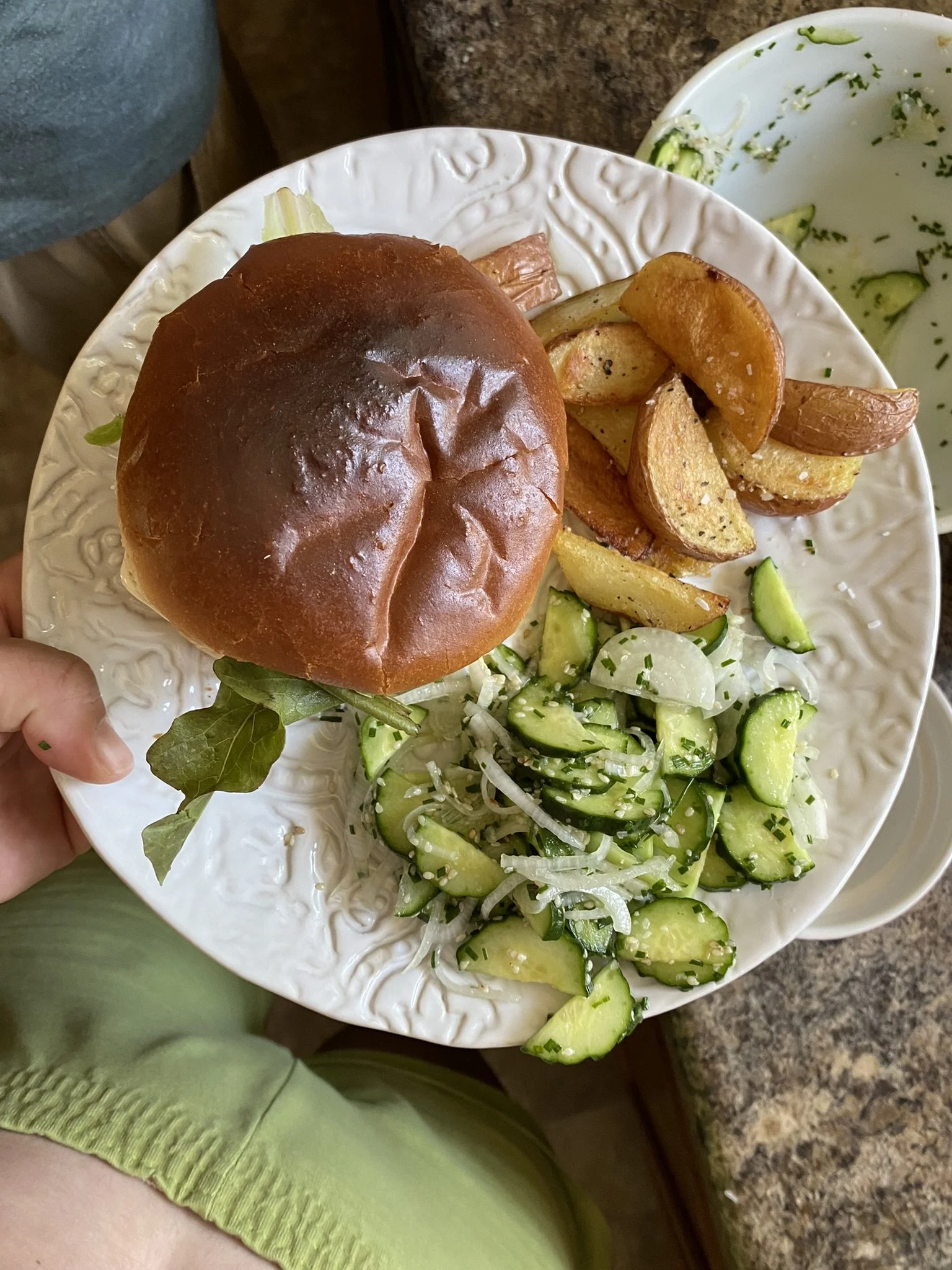 BEET BURGERS WITH CUCUMBER, ONION &amp; CHIVE SALAD