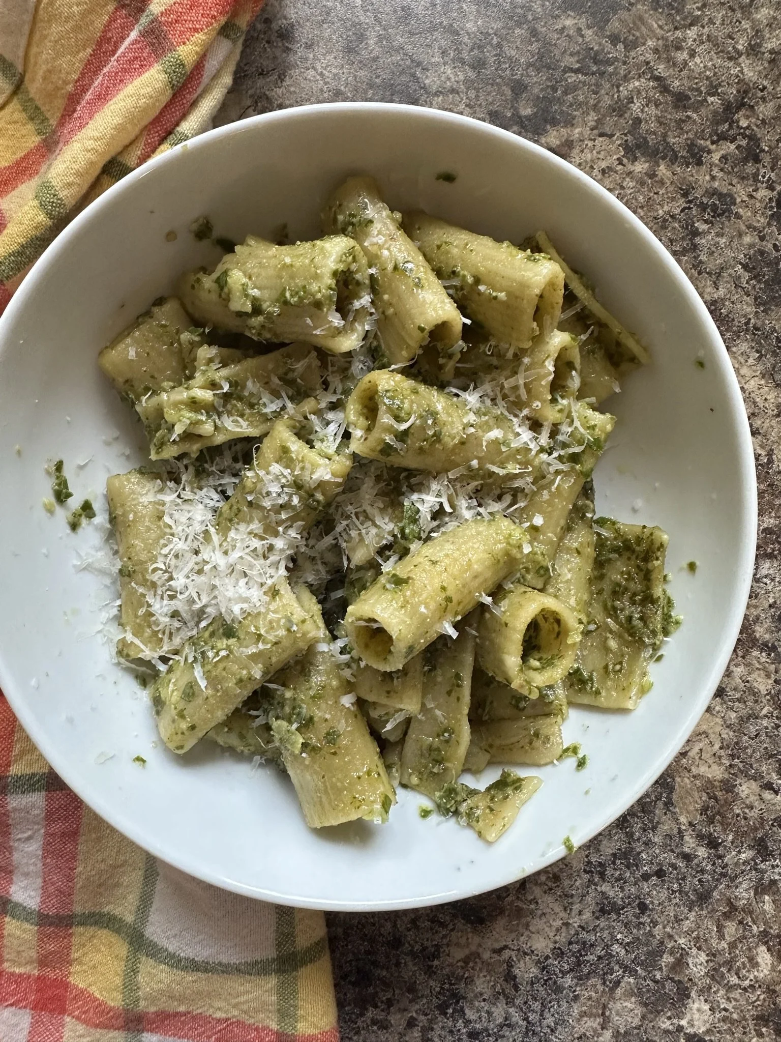 COLLARD &amp; FRESH GARLIC PESTO PASTA