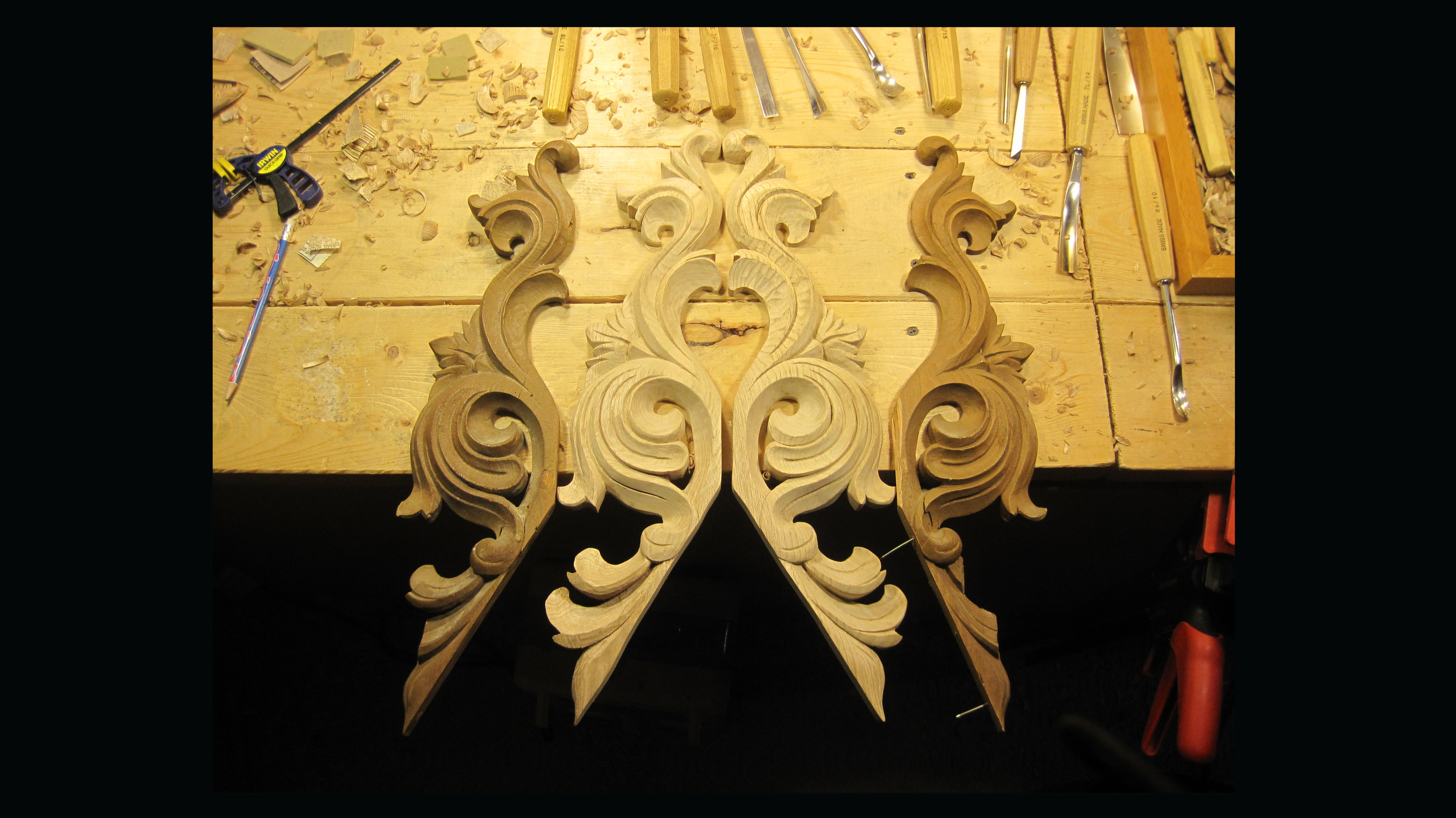 Decorative Wing_black background_1 inch black top and bottom 16 copy.jpg