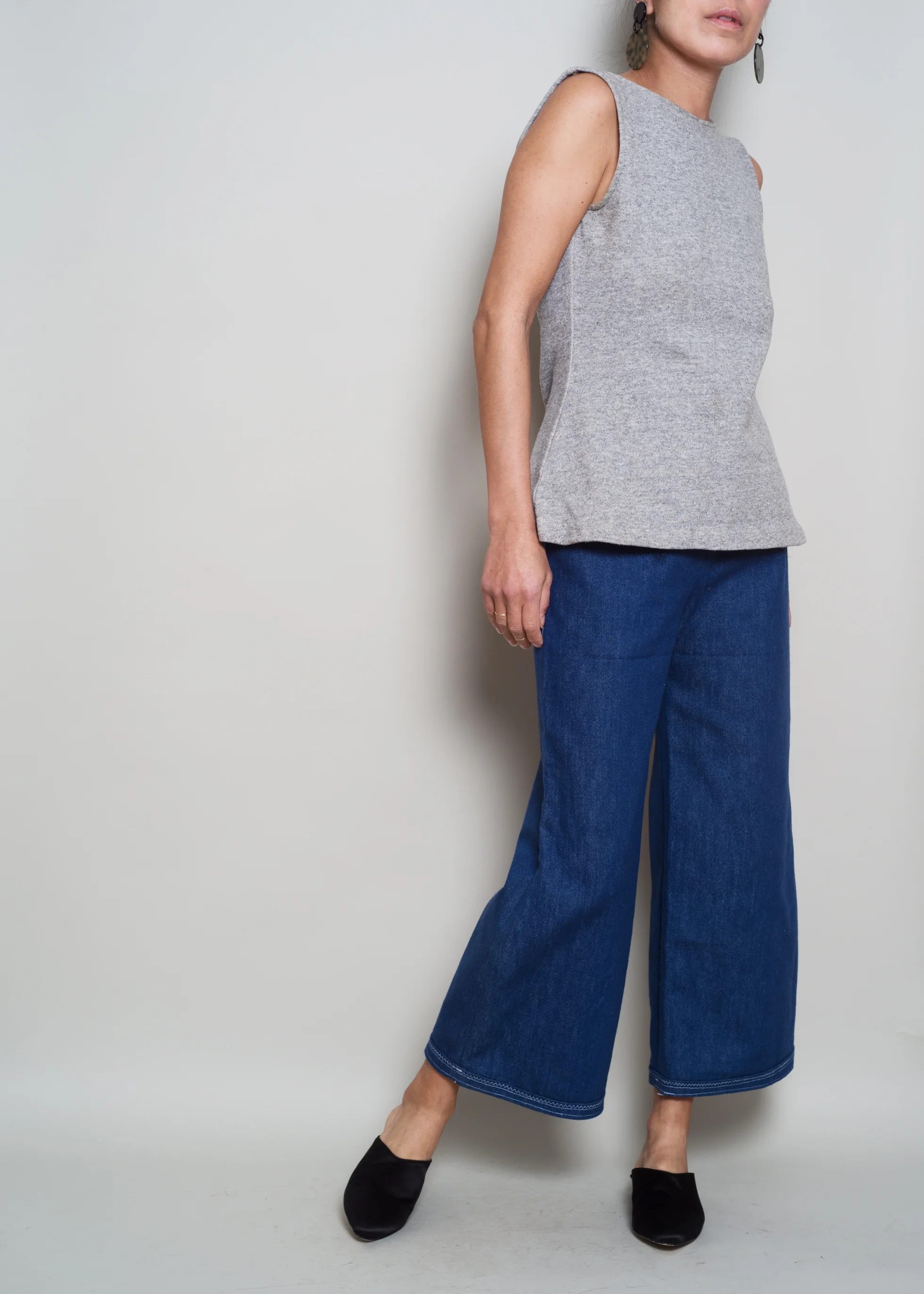 A_Part_of_the_rest_vintage_Norma_Kamali_Sleeveless_Sweatshirt005.jpg