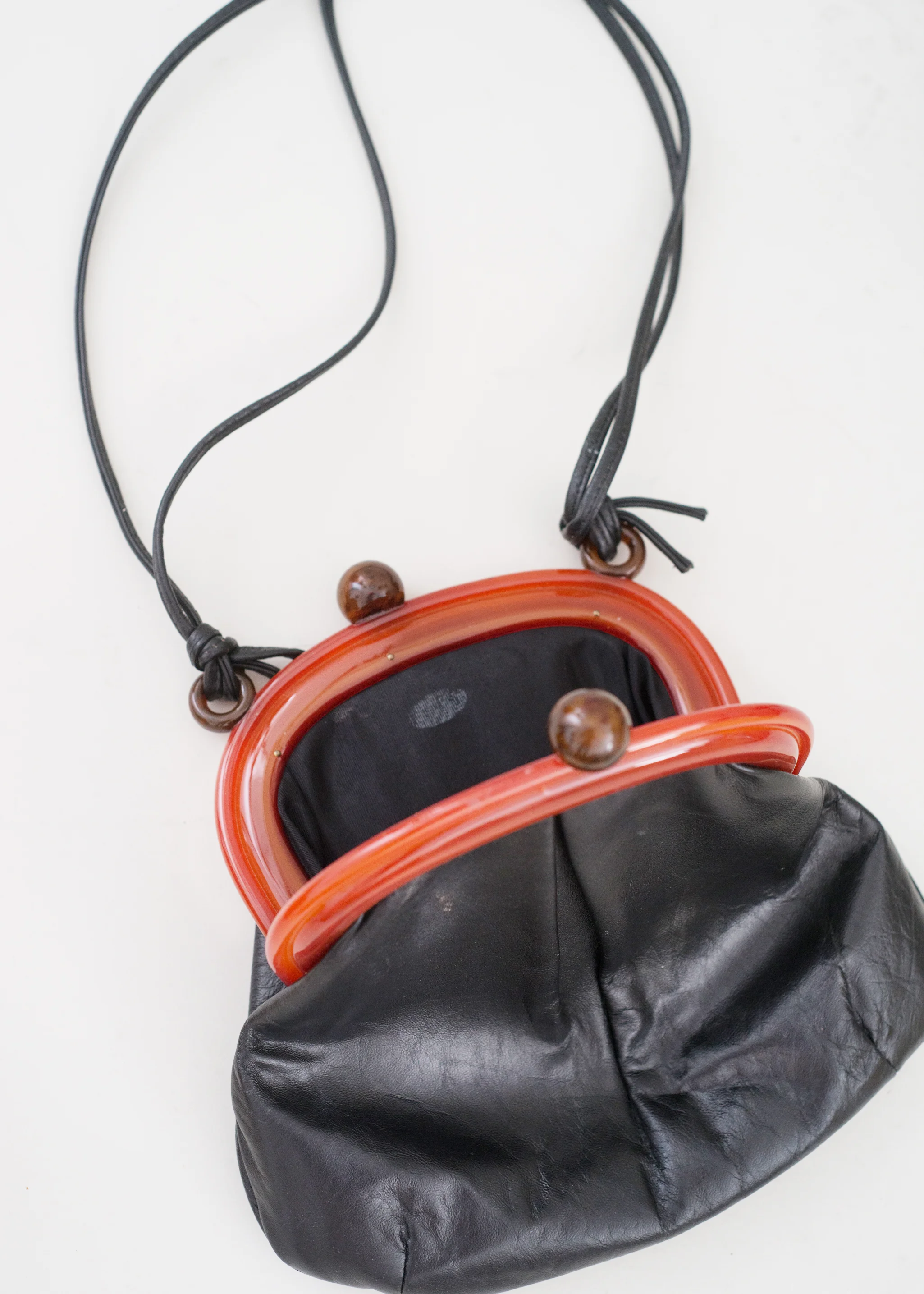 Vintage Leather bag003.jpg
