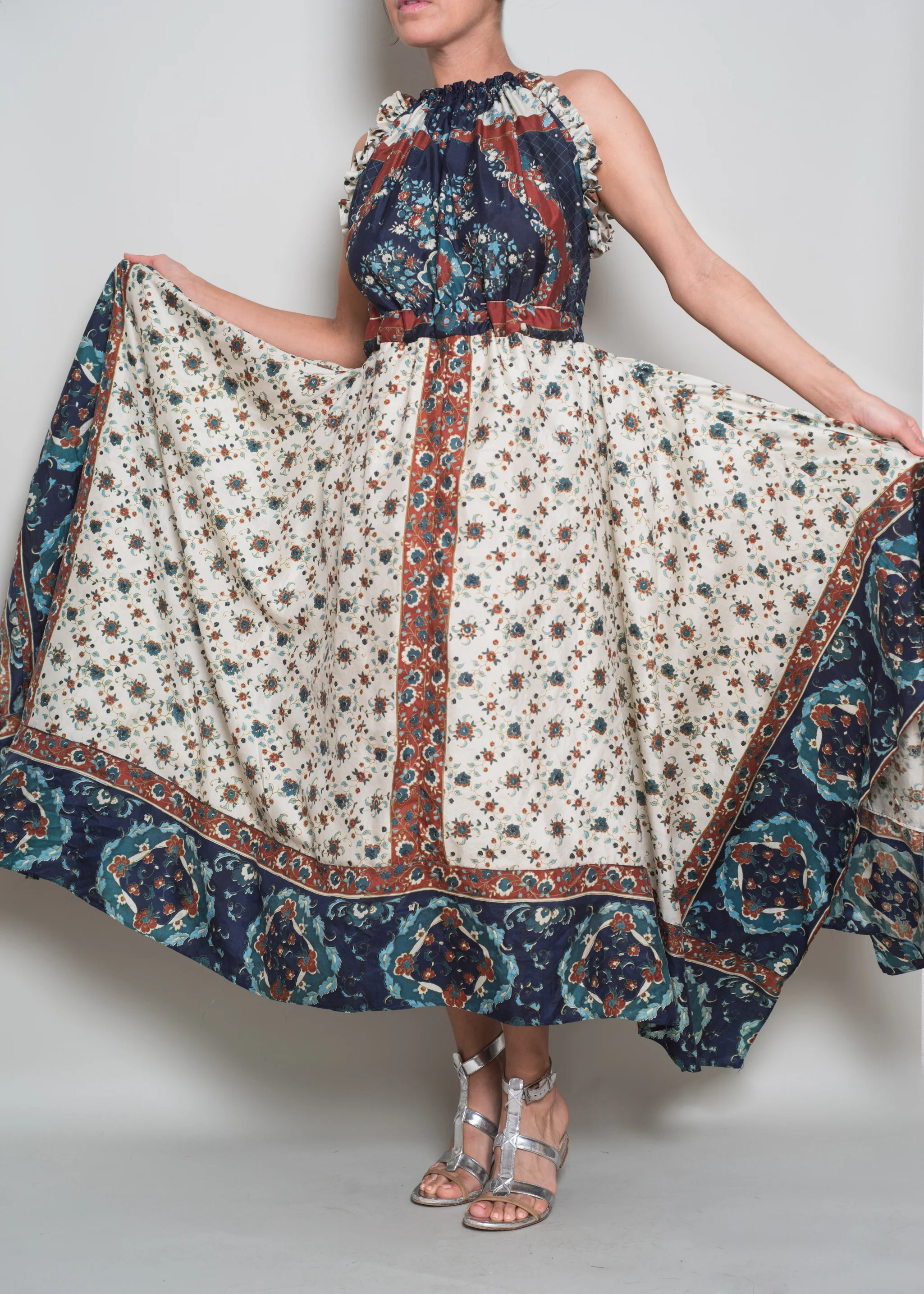 Le_Marie_Collection_Silk_Halters004.jpg