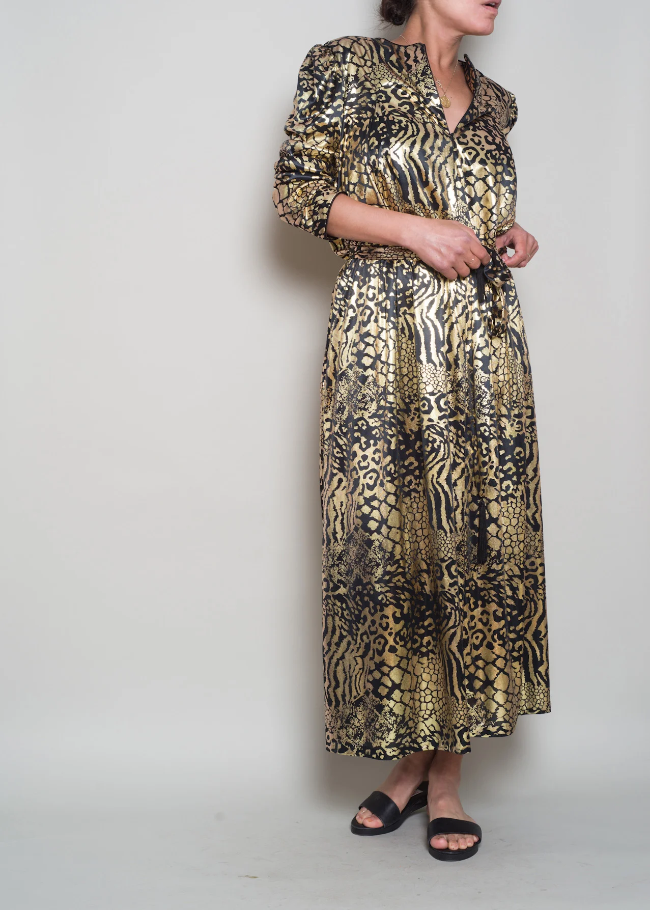A_Part_of_the_Rest_Vintage_1970s_David_Brown_Gold_Foil_Animal_Print_caftan_004.jpg