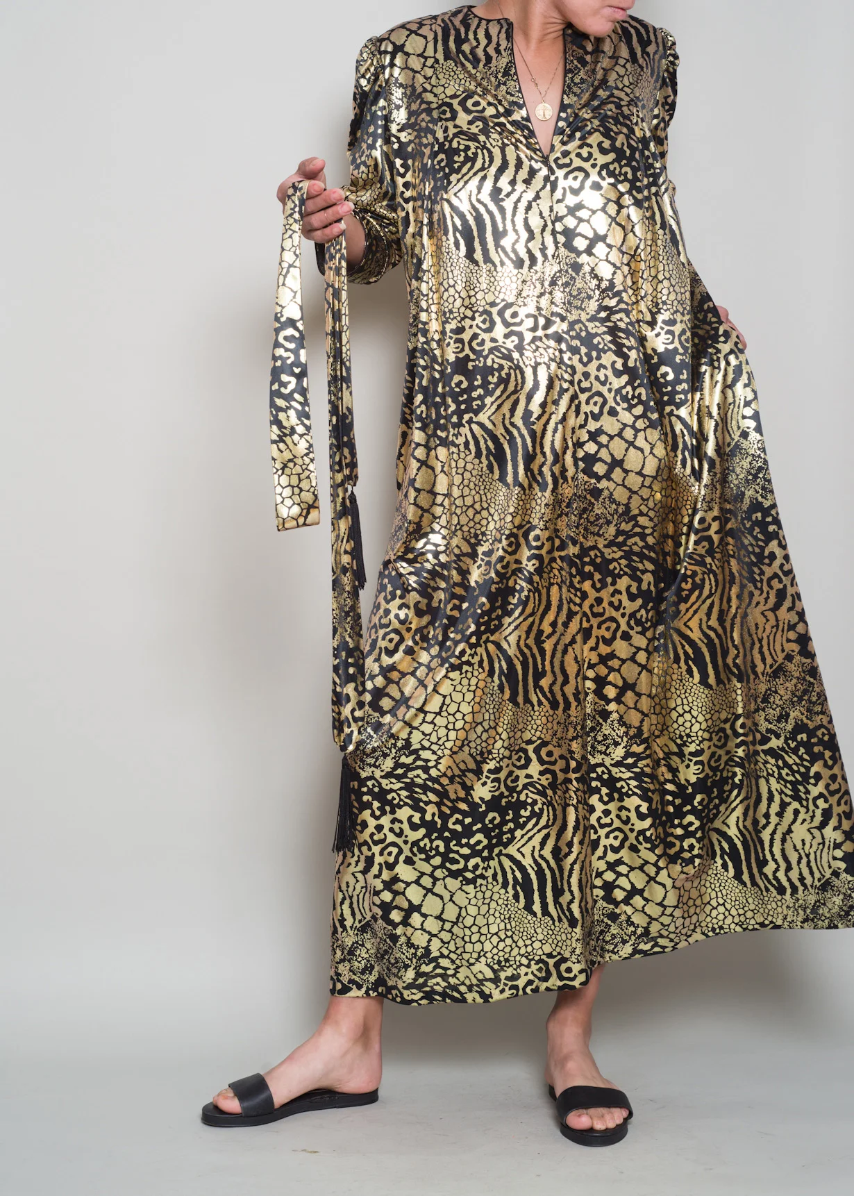 A_Part_of_the_Rest_Vintage_1970s_David_Brown_Gold_Foil_Animal_Print_caftan_005.jpg