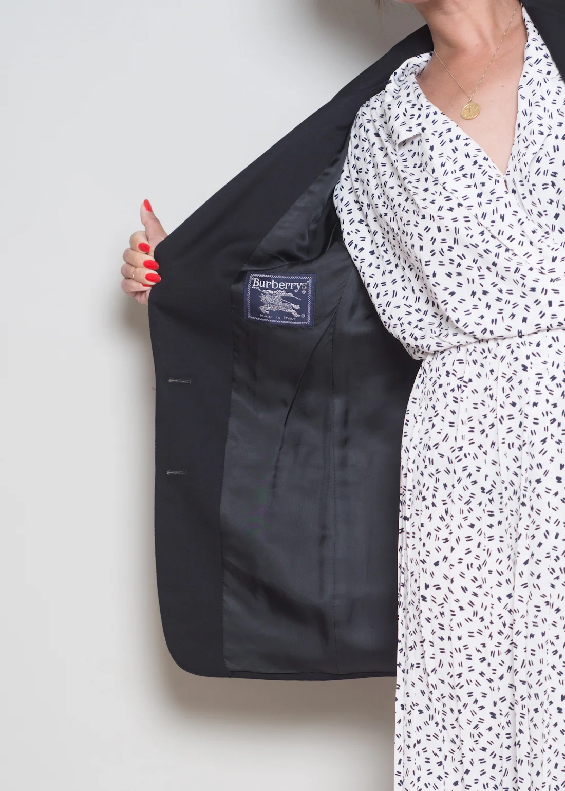 A_Part_of_the_Rest_Vintage_1990s_Burberry's_Prorsum_Black_Blazer_003.jpg