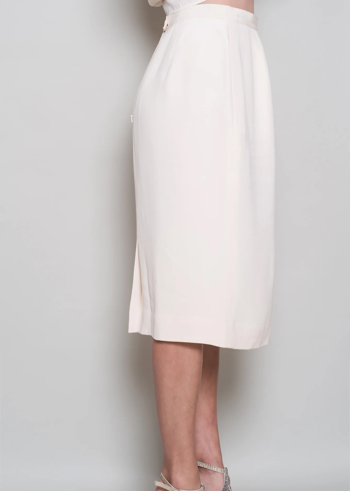 A_Part_of_the_Rest_Vintage_1990s_Express_Silk_Shirt_Minimalist_Ivory_Silk_Skirt_008.jpg