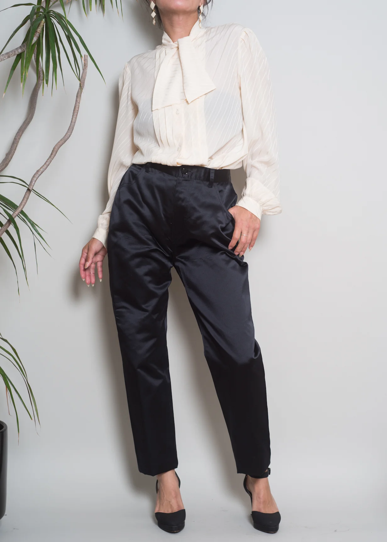 A_Part_of_the_Rest_Vintage_1990s_Ferragamo_Silk_Blouse_Ferre_Satin_Pant_007.jpg