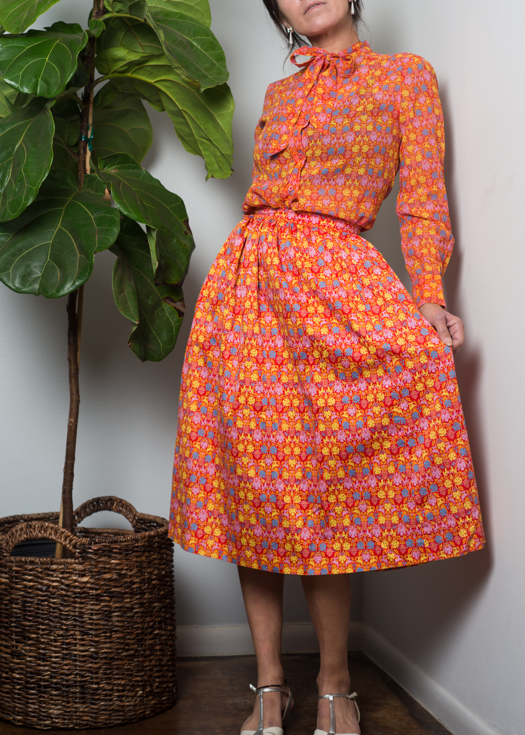 A_Part_of_the_Rest_Vintage_1970s_Printed_celine_paris_blouse_skirt_set_005.jpg