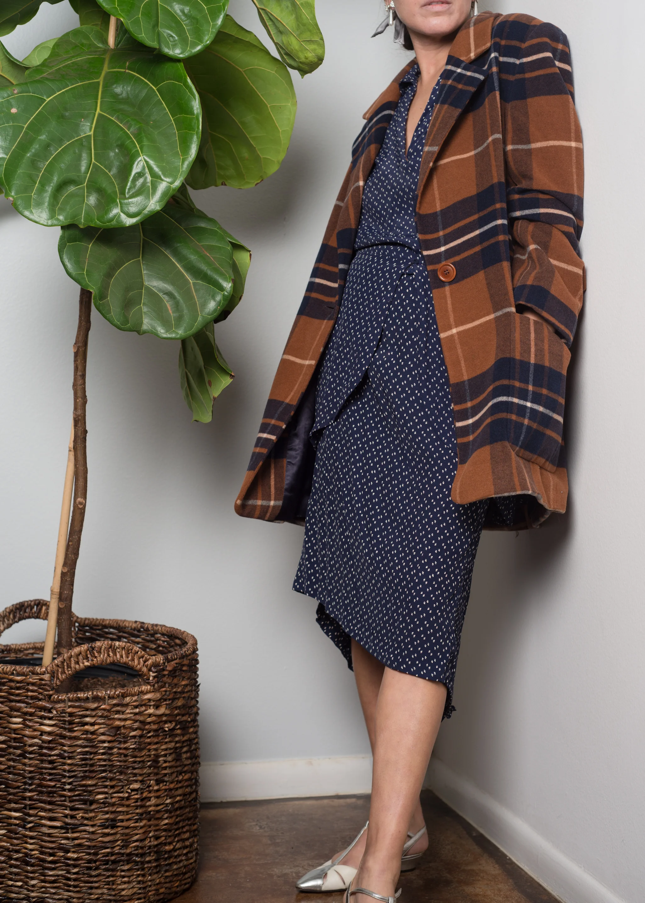 A_Part_of_the_Rest_Vintage_1980s_escada_brown_plaid_wool_blazer_005.jpg
