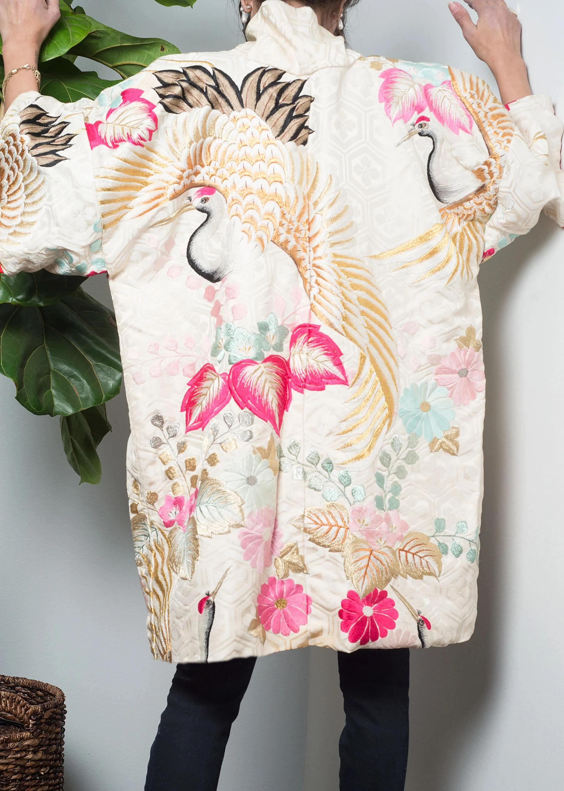 A_Part_of_the_Rest_Vintage_custom_japanese_embroidery_kimono_jacket_004.jpg
