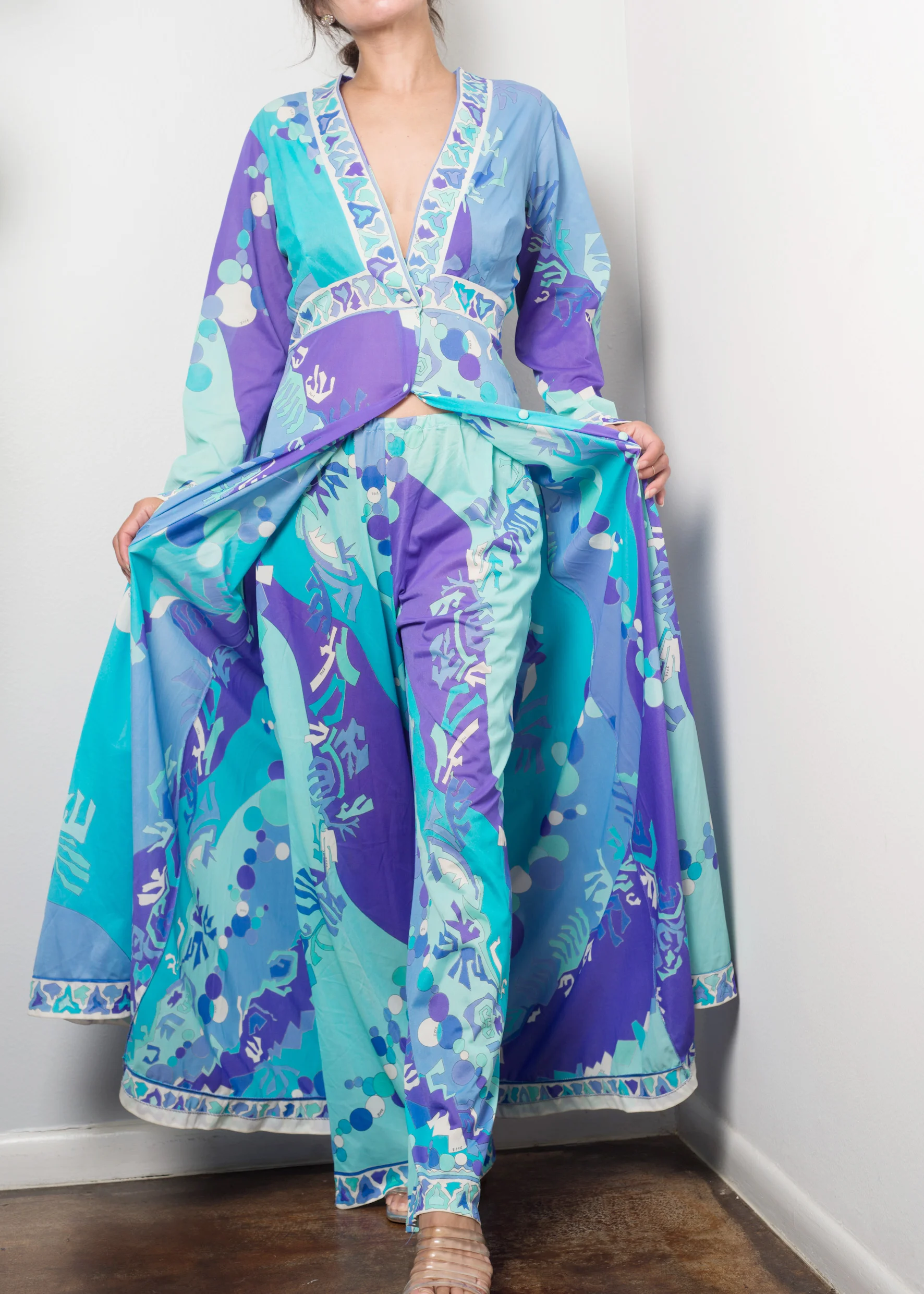 A_Part_of_the_Rest_Vintage_1960s_Emilio_Pucci_Formfit_Rogers_Original_Robe_Lounge_Pant_Ensemble_Set_Blue_002.jpg