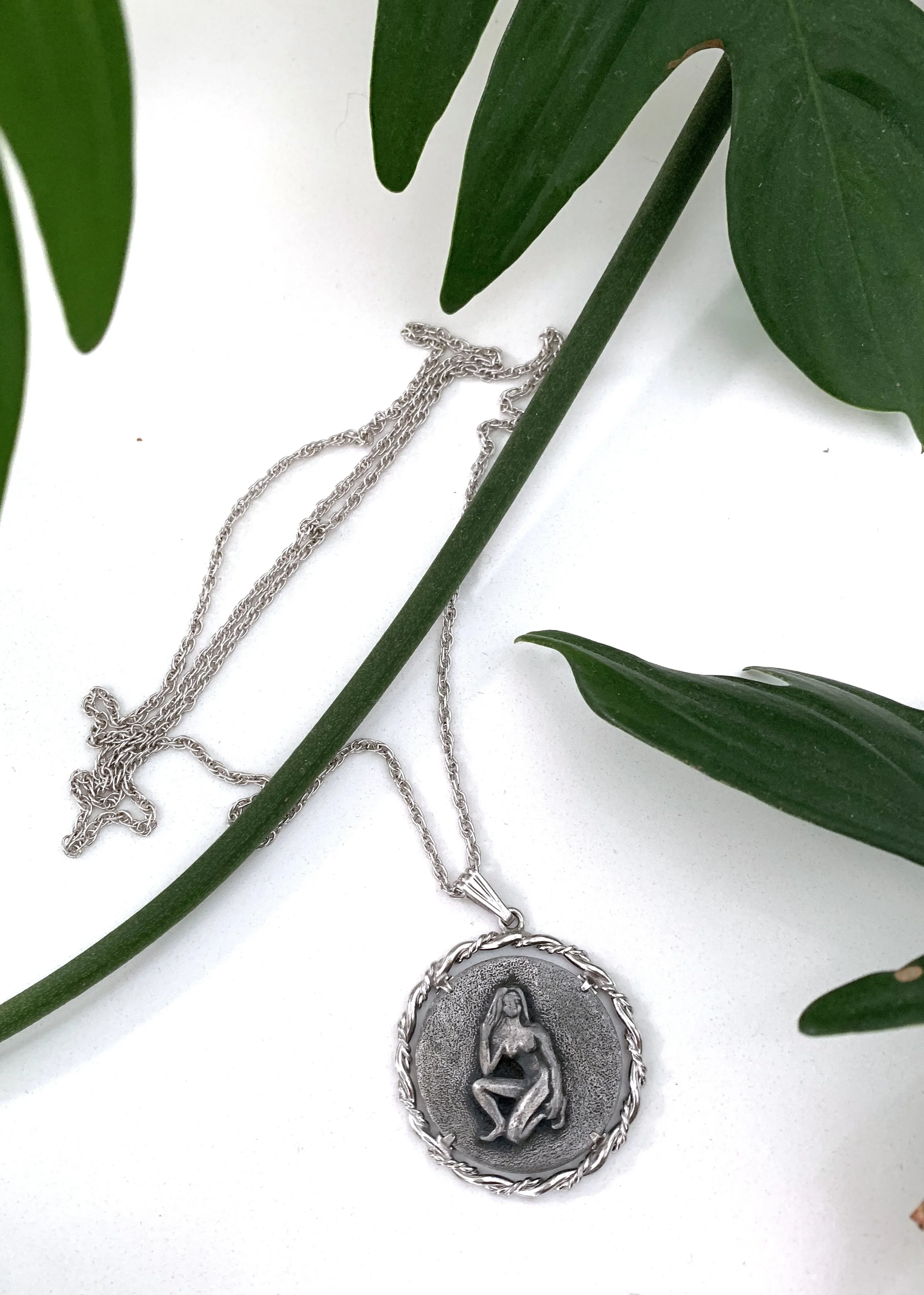 A_Part_of_the_Rest_Sustainable_Style_1960s_anston_pewter_virgo_pendant_2.jpg