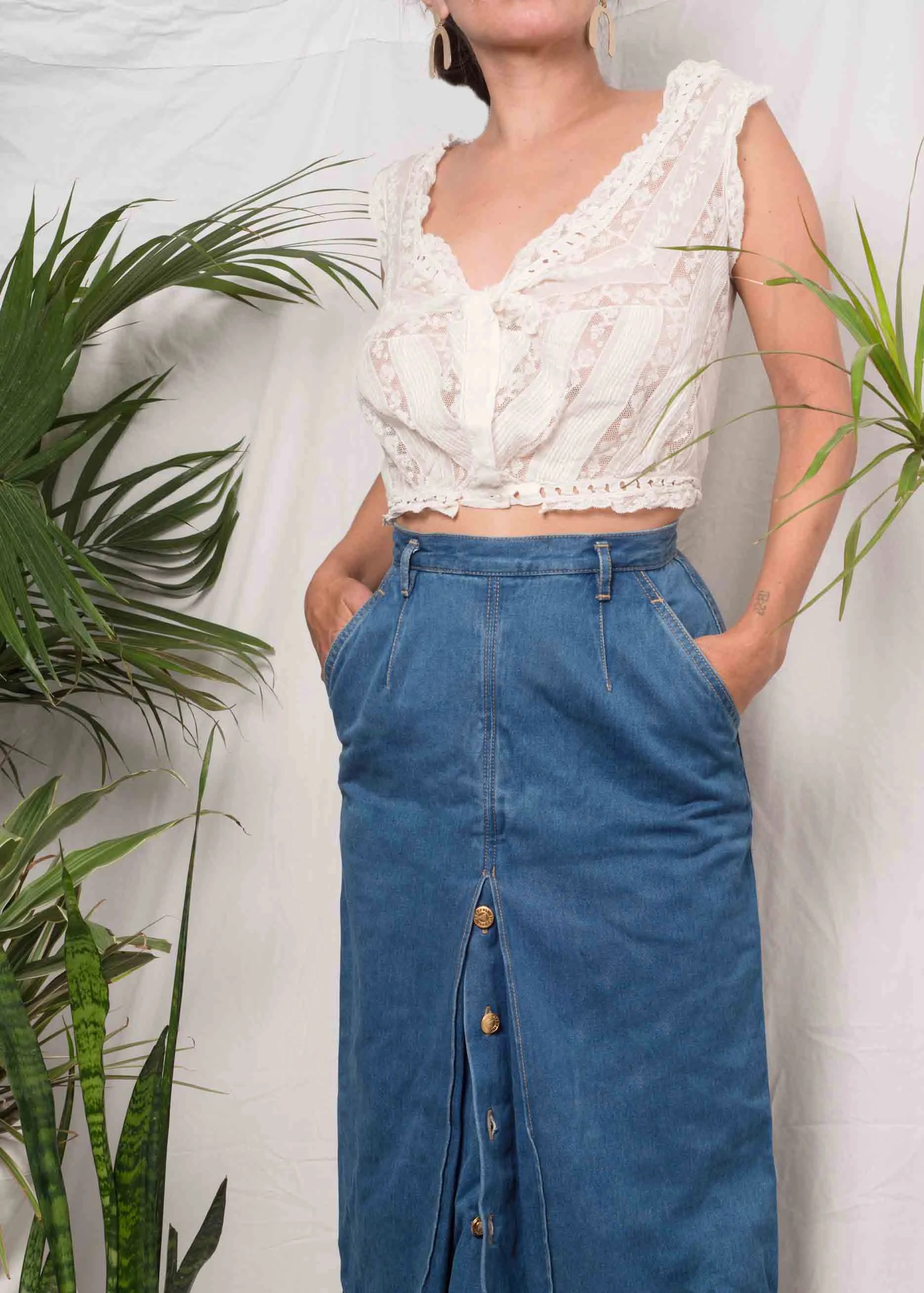 A_Part_of_the_rest_vintage_sustainable_style_victorian_pintuck_cotton_tank_004.jpg