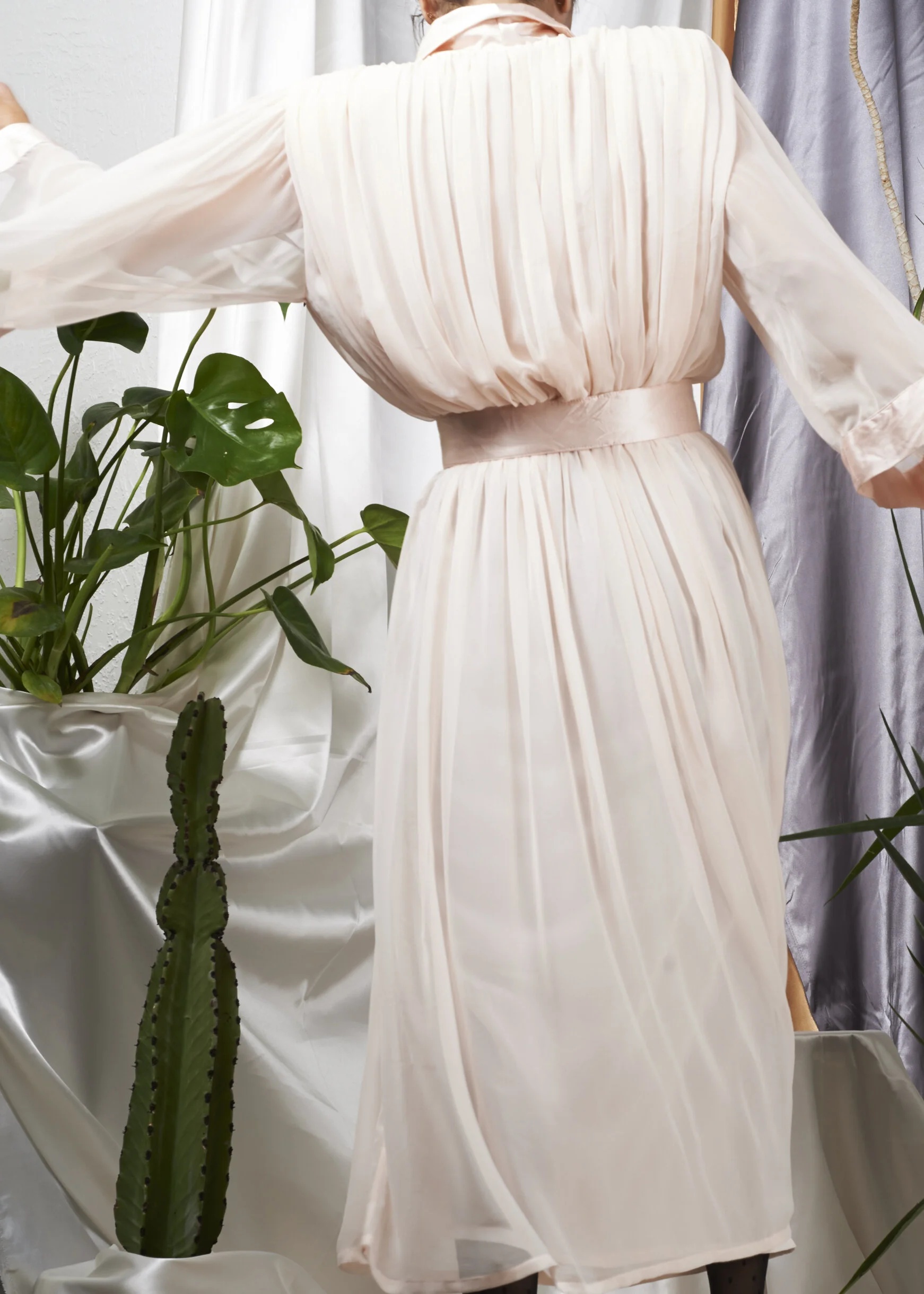 A_Part_of_the_rest_vintage_1980s_pink_chiffon_wayne_clark_midi_ 3.jpg