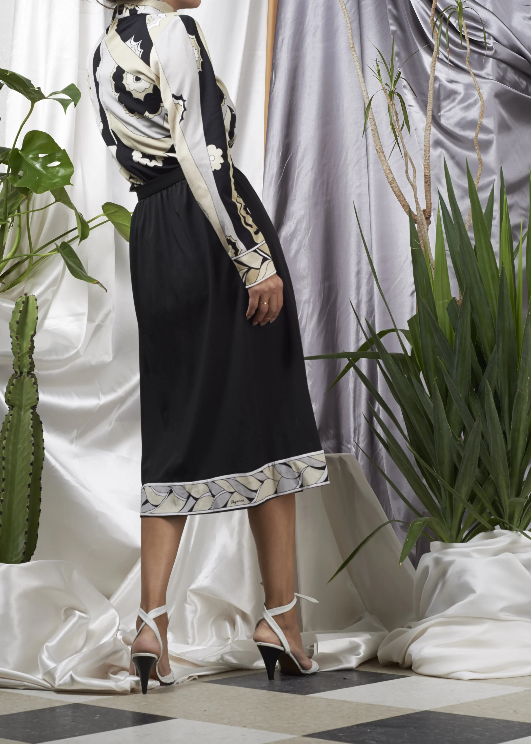 A_Part_of_the_rest_vintage_1960s_paganne_gene_berk_tunic_skirt_dress_set_.jpg