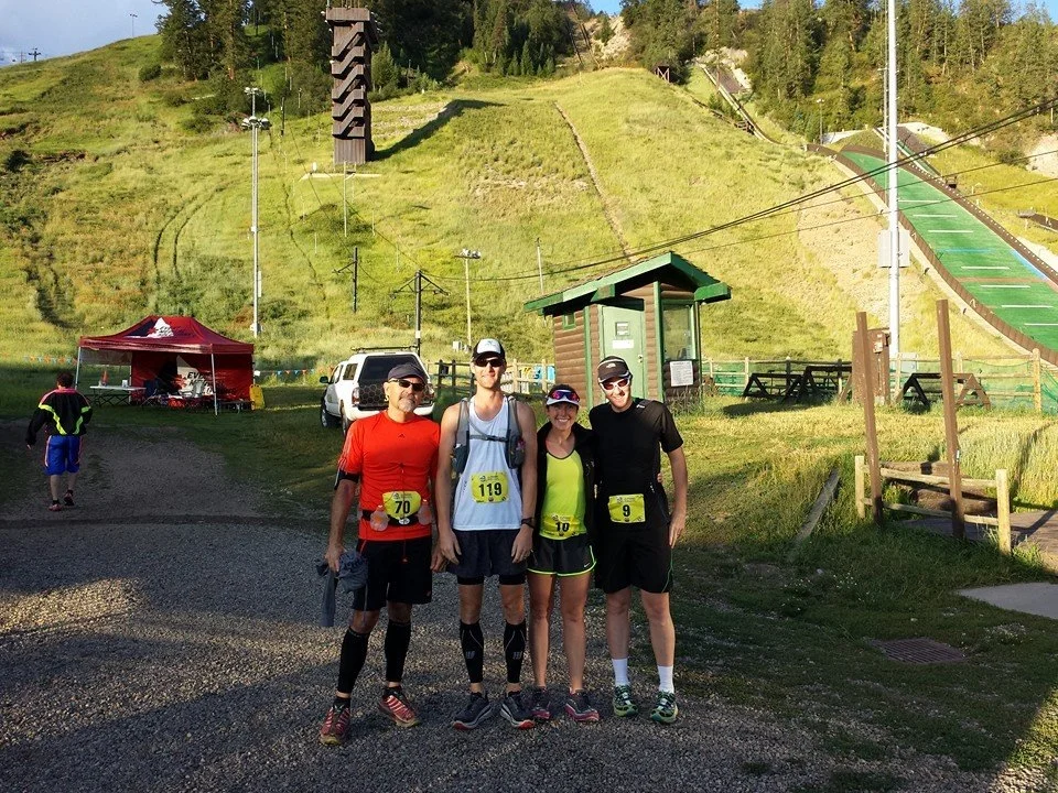 All smiles at the start despite the impending run up Howelson Hill (pictured behind us).
