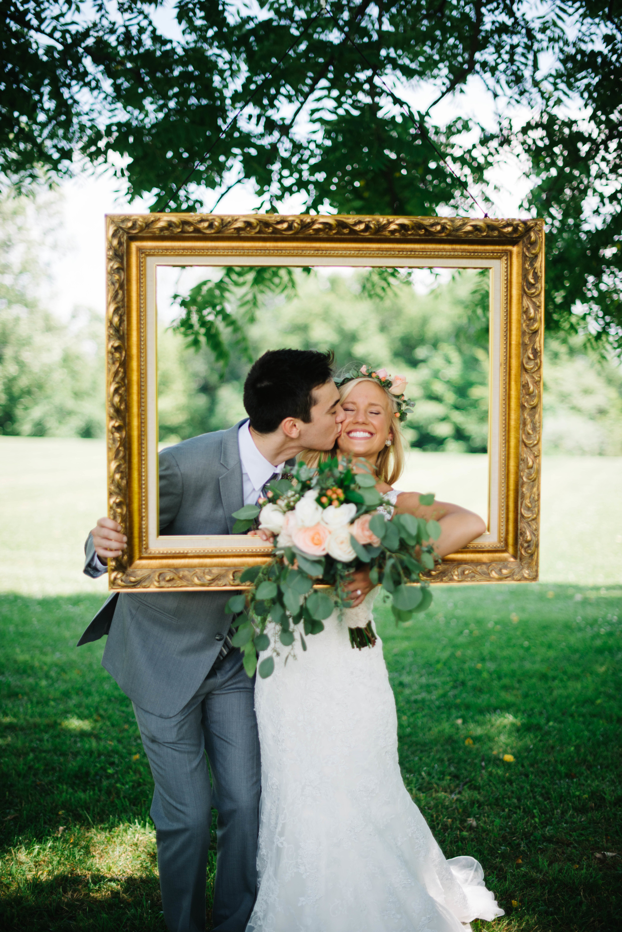 Barn at Kennedy Farms Green and Pink Wedding | Erika Aileen Photography