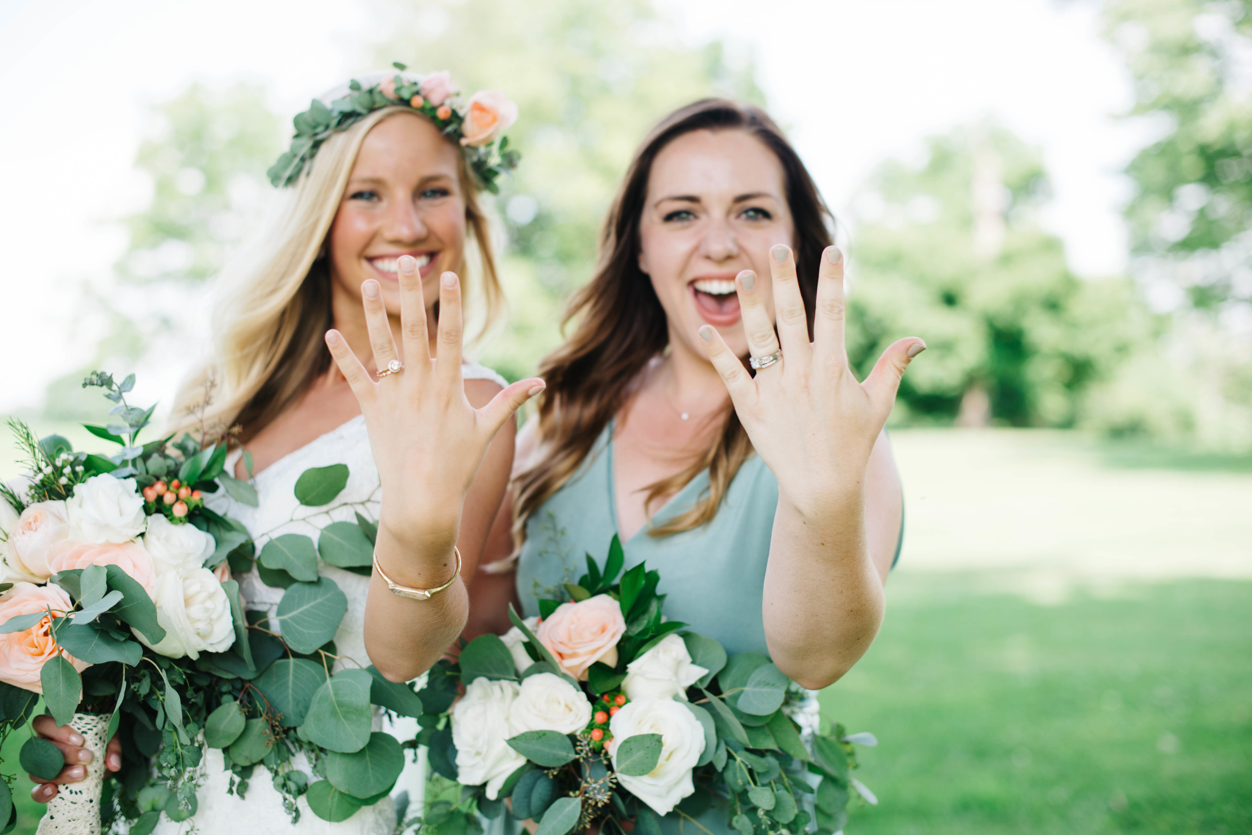 Barn at Kennedy Farms Green and Pink Wedding | Erika Aileen Photography