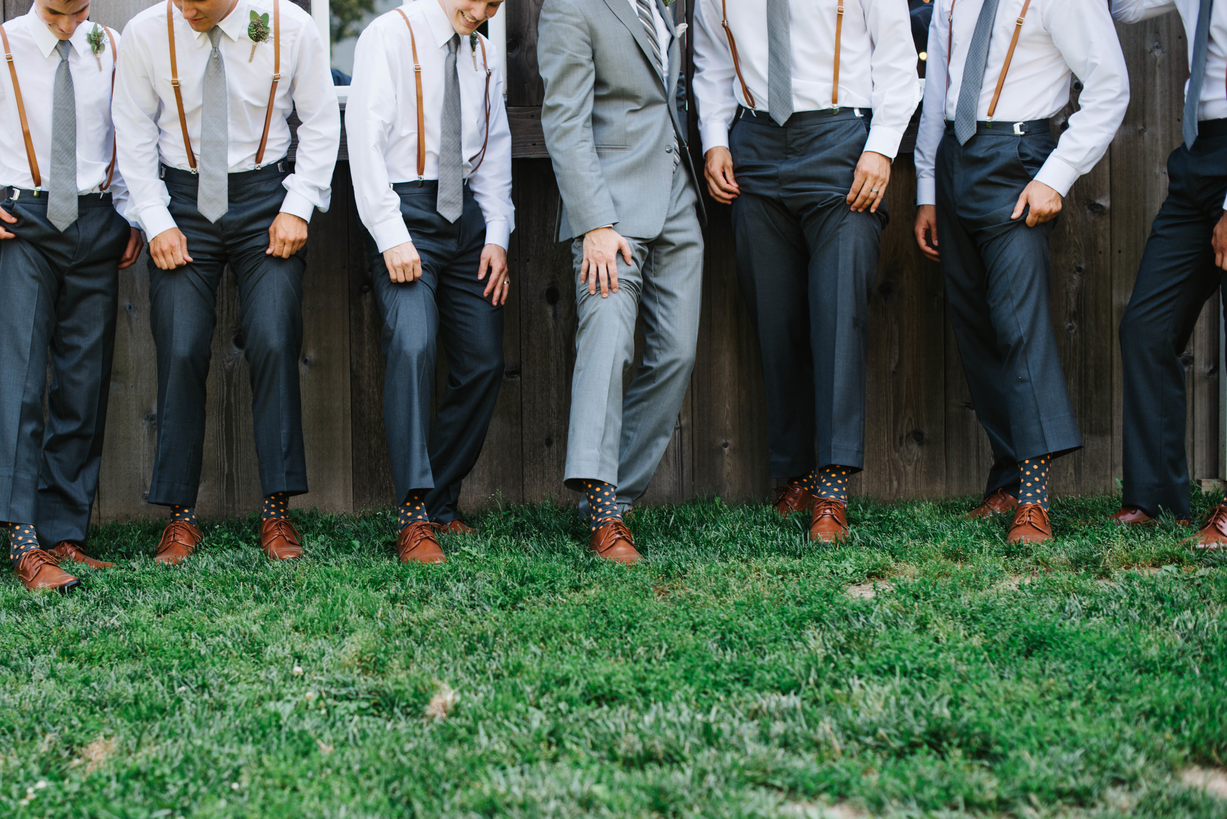 Barn at Kennedy Farms Green and Pink Wedding | Erika Aileen Photography