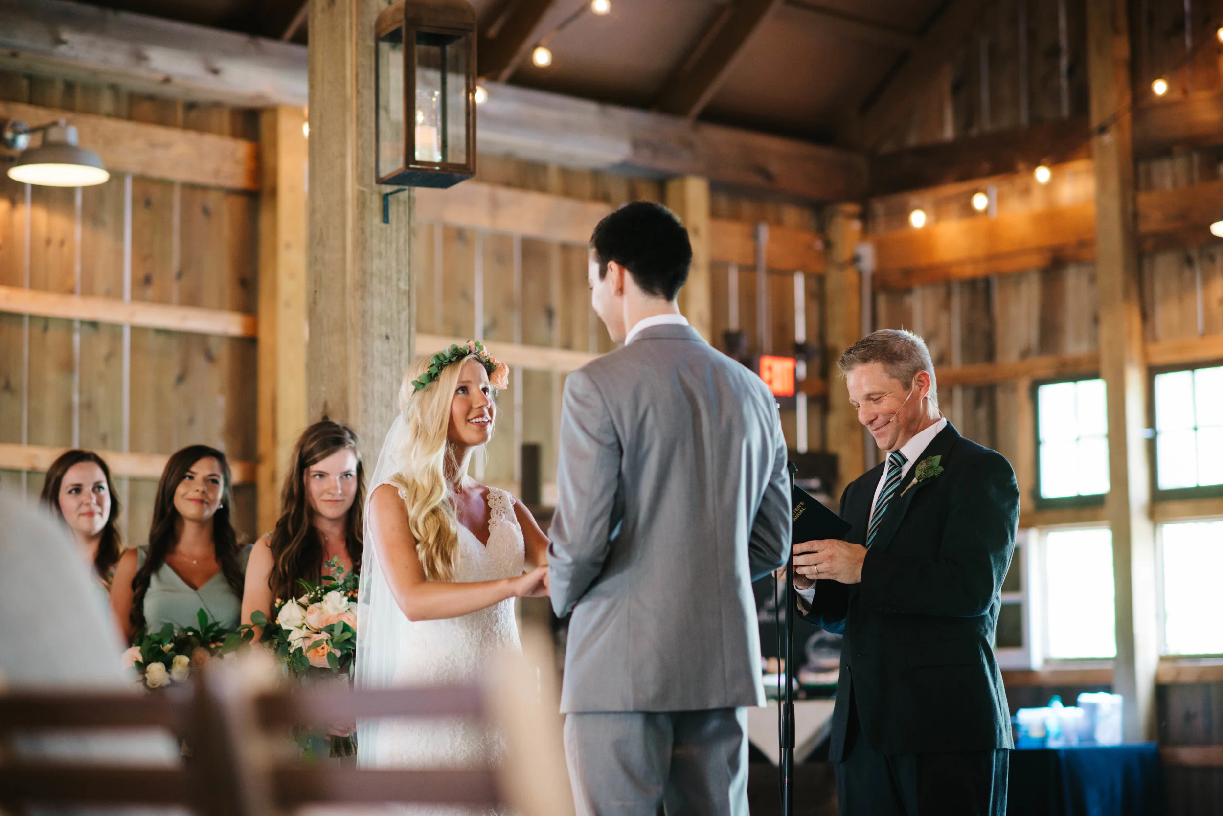 Barn at Kennedy Farms Green and Pink Wedding | Erika Aileen Photography