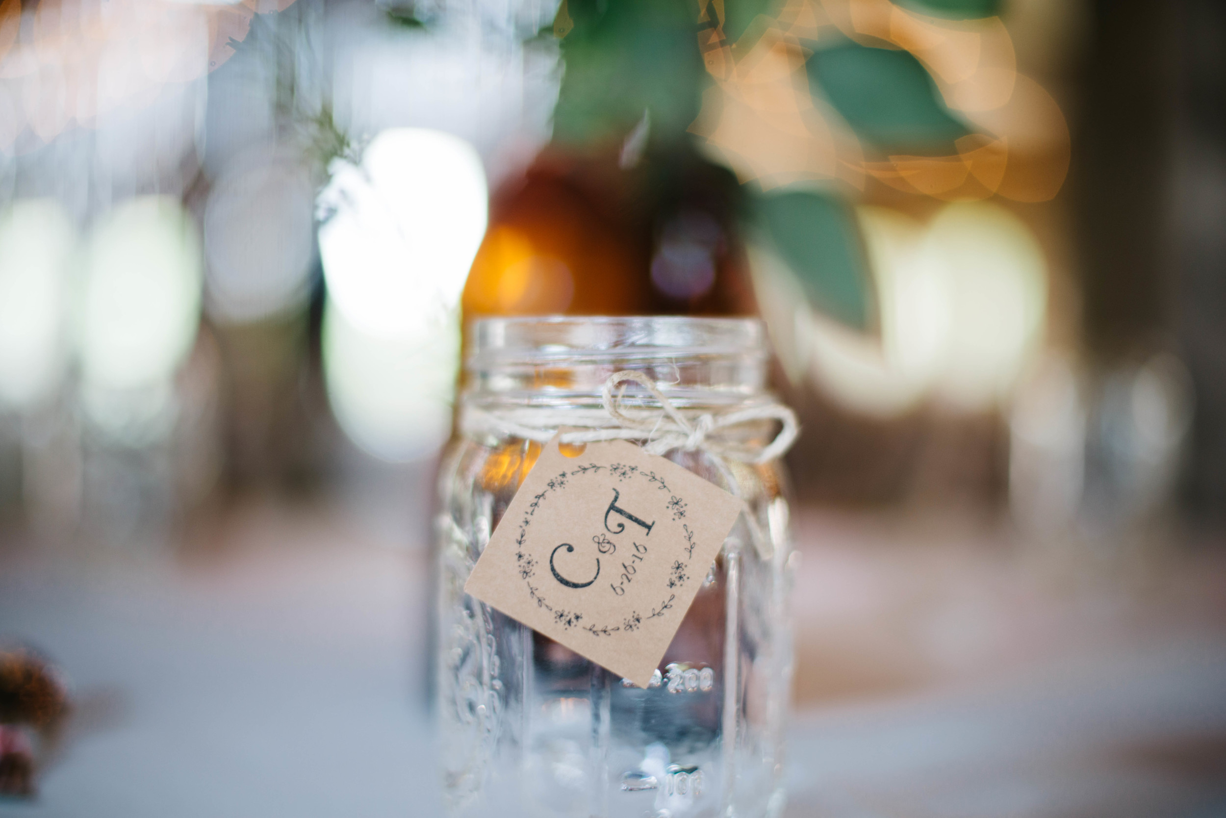 Barn at Kennedy Farms Green and Pink Wedding | Erika Aileen Photography