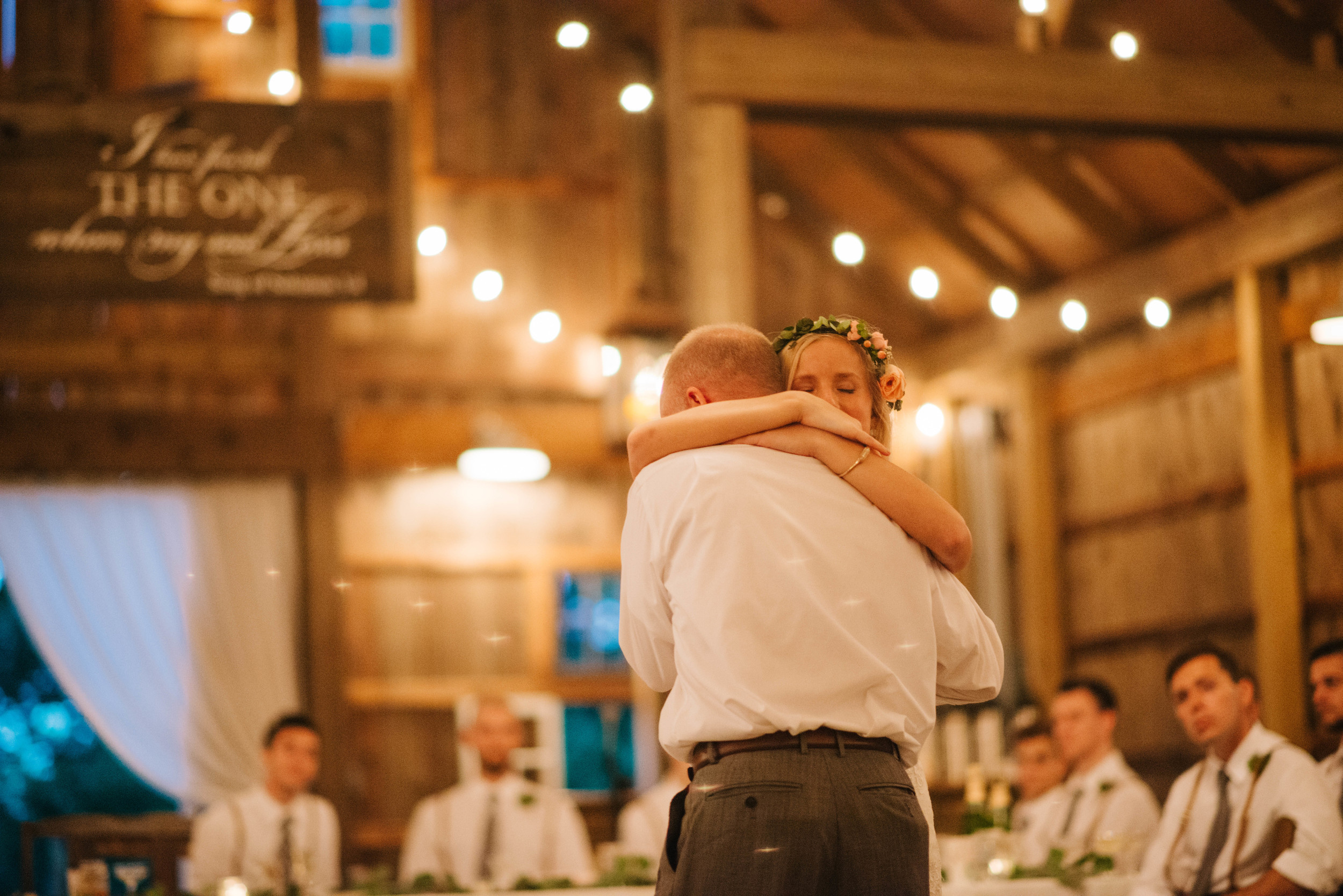 Barn at Kennedy Farms Green and Pink Wedding | Erika Aileen Photography