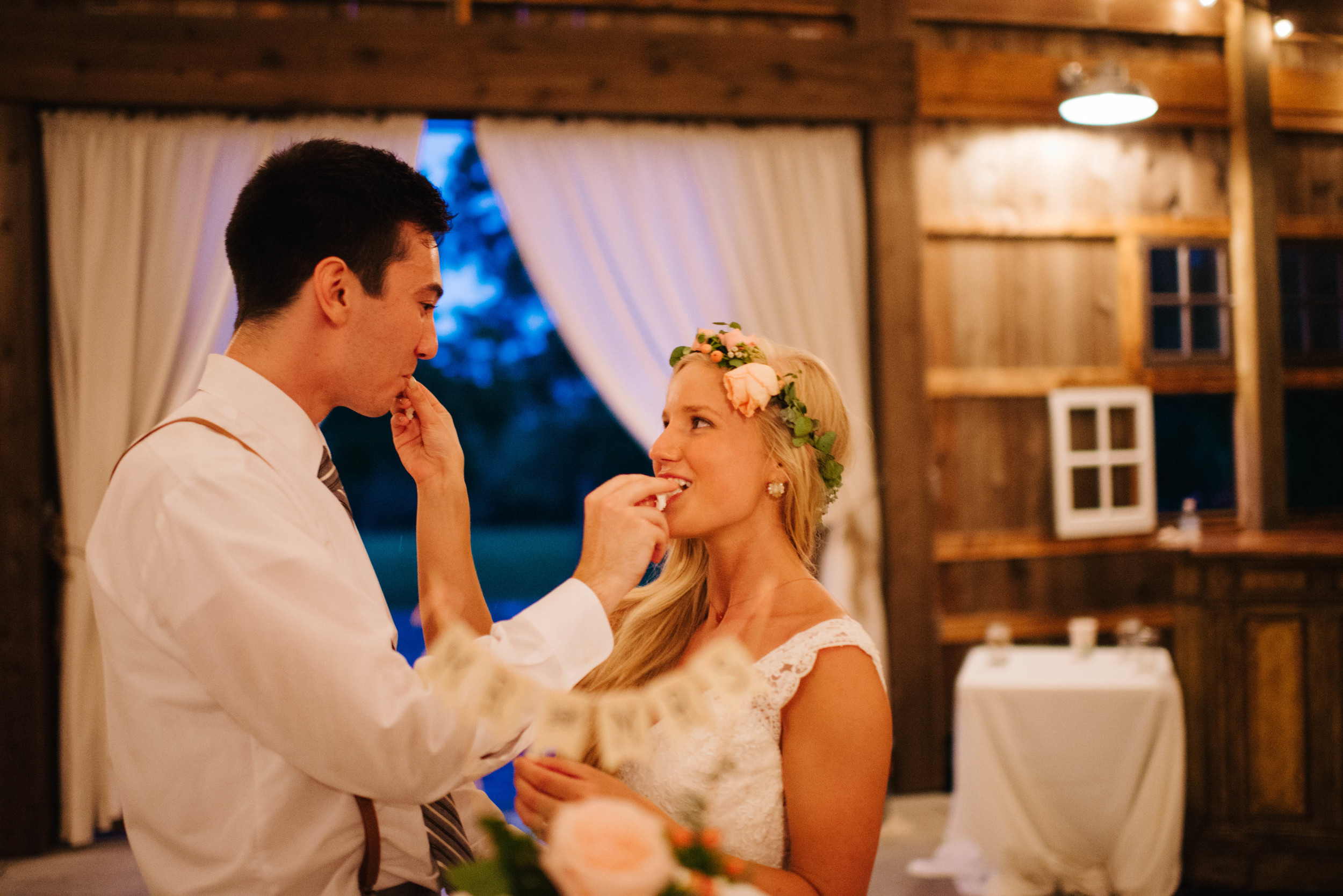 Barn at Kennedy Farms Green and Pink Wedding | Erika Aileen Photography