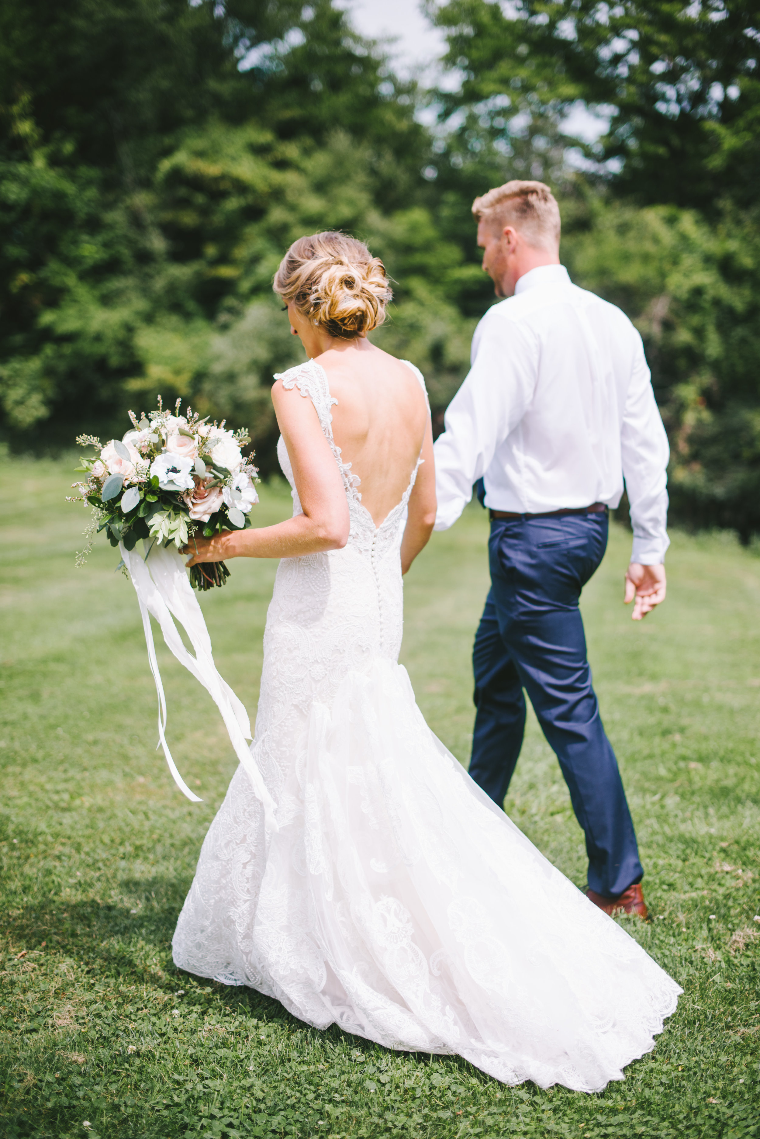 Barn at Kennedy Farm Indianapolis Wedding Photographer Erika Aileen