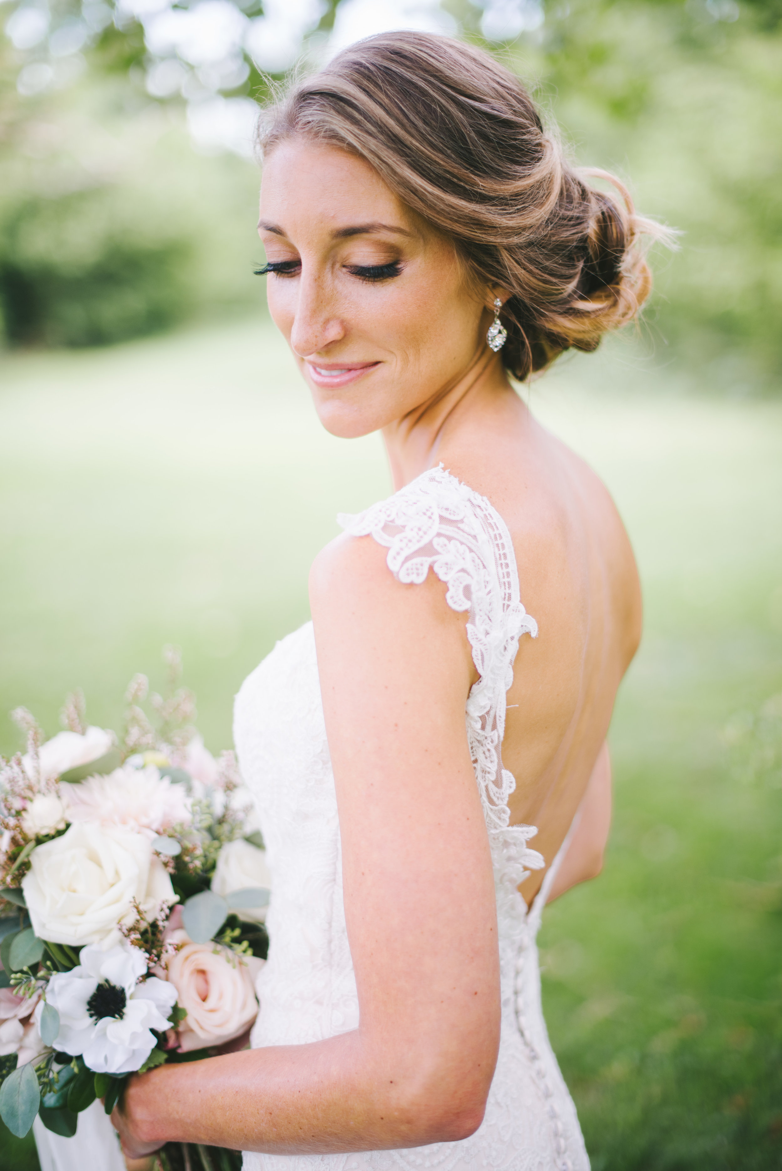 Barn at Kennedy Farm Indianapolis Wedding Photographer Erika Aileen