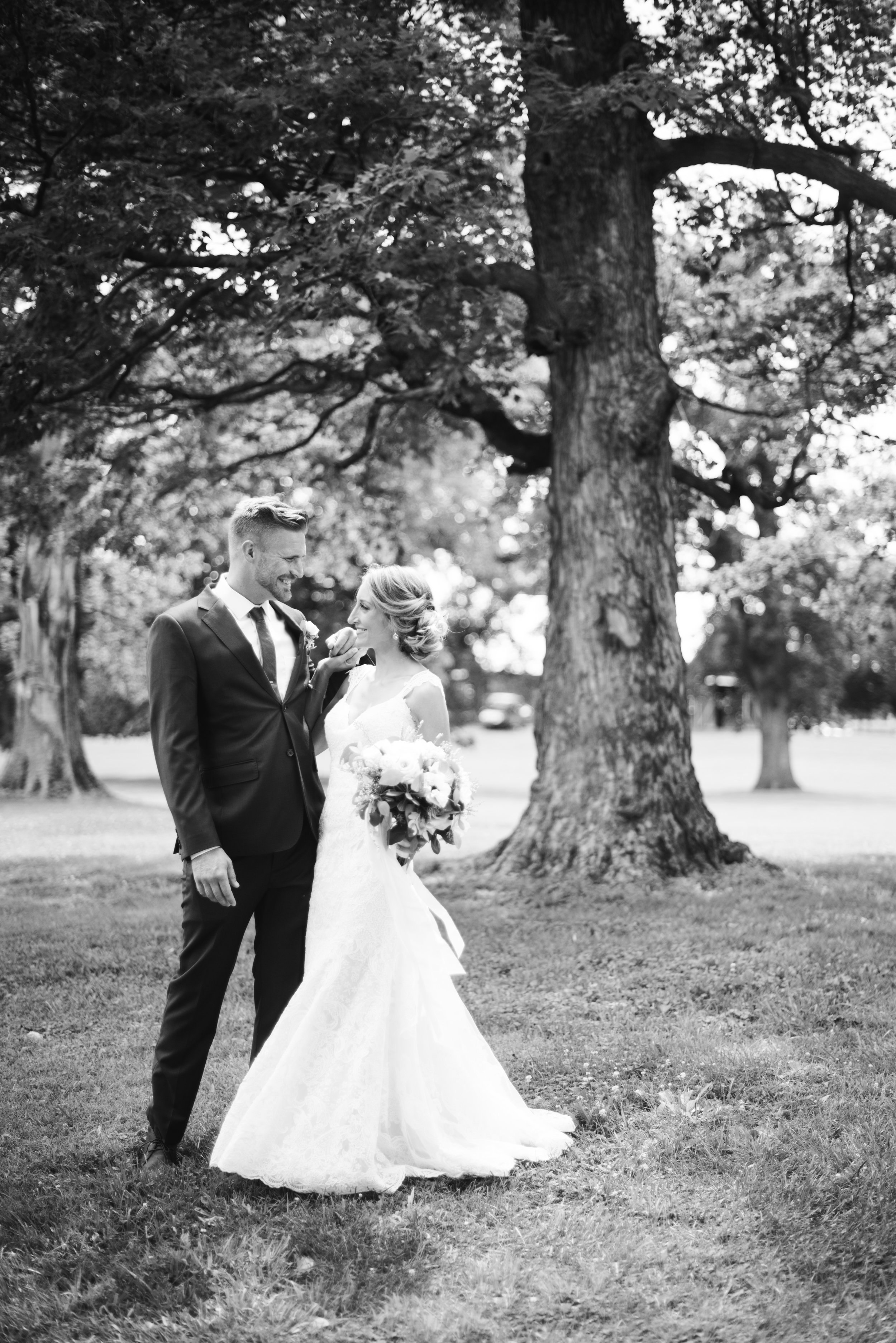 Barn at Kennedy Farm Indianapolis Wedding Photographer Erika Aileen