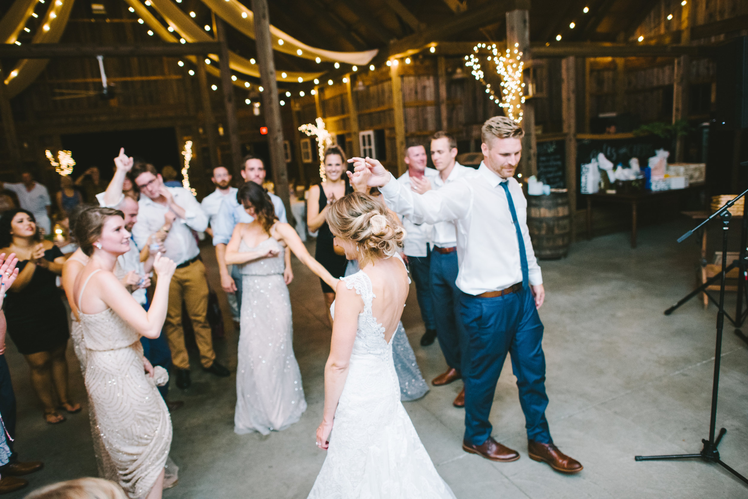 Barn at Kennedy Farm Indianapolis Wedding Photographer Erika Aileen