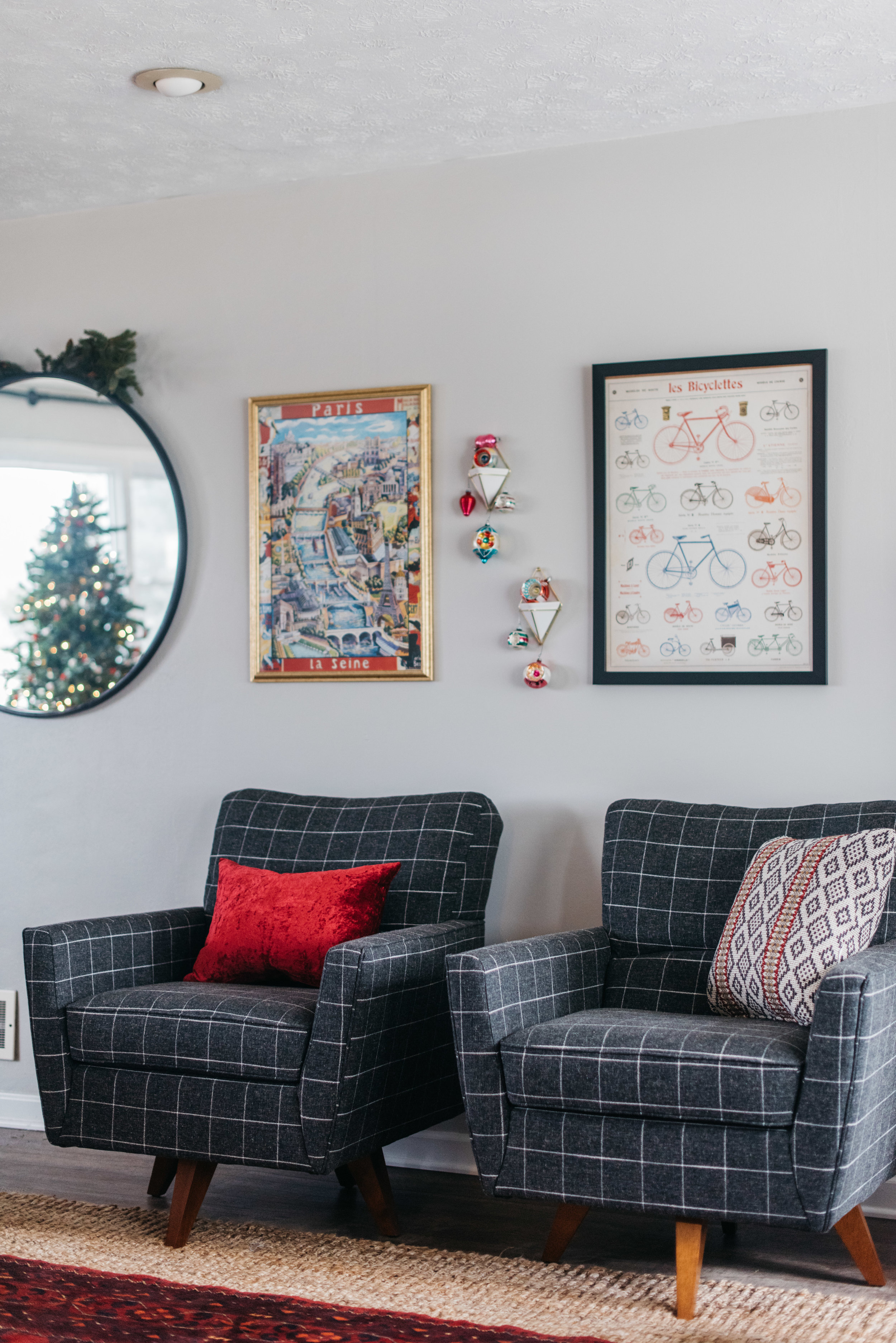 Mid century christmas decor erika aileen photography chicago indianapolis wedding photographer