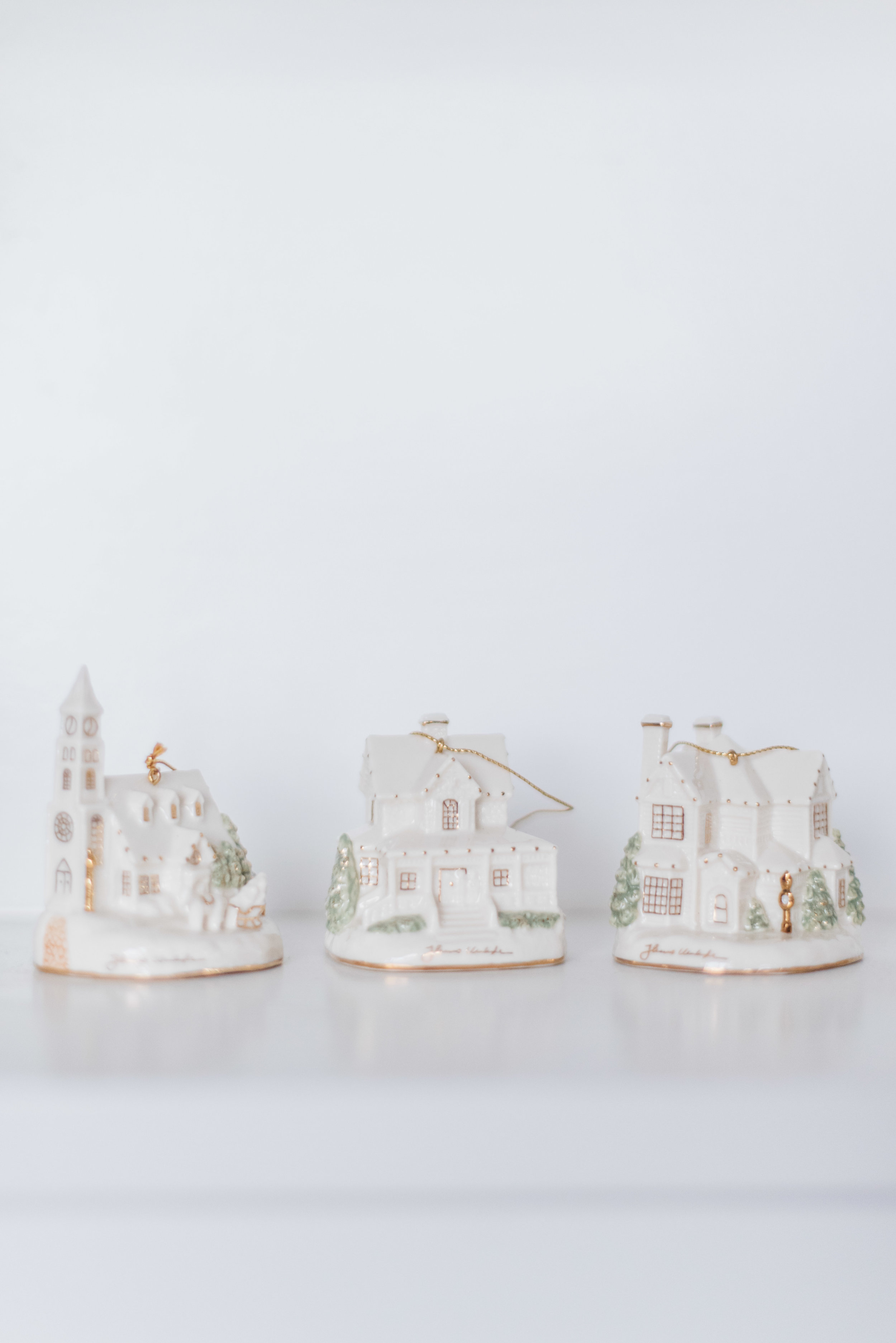 Mid century christmas decor erika aileen photography chicago indianapolis wedding photographer