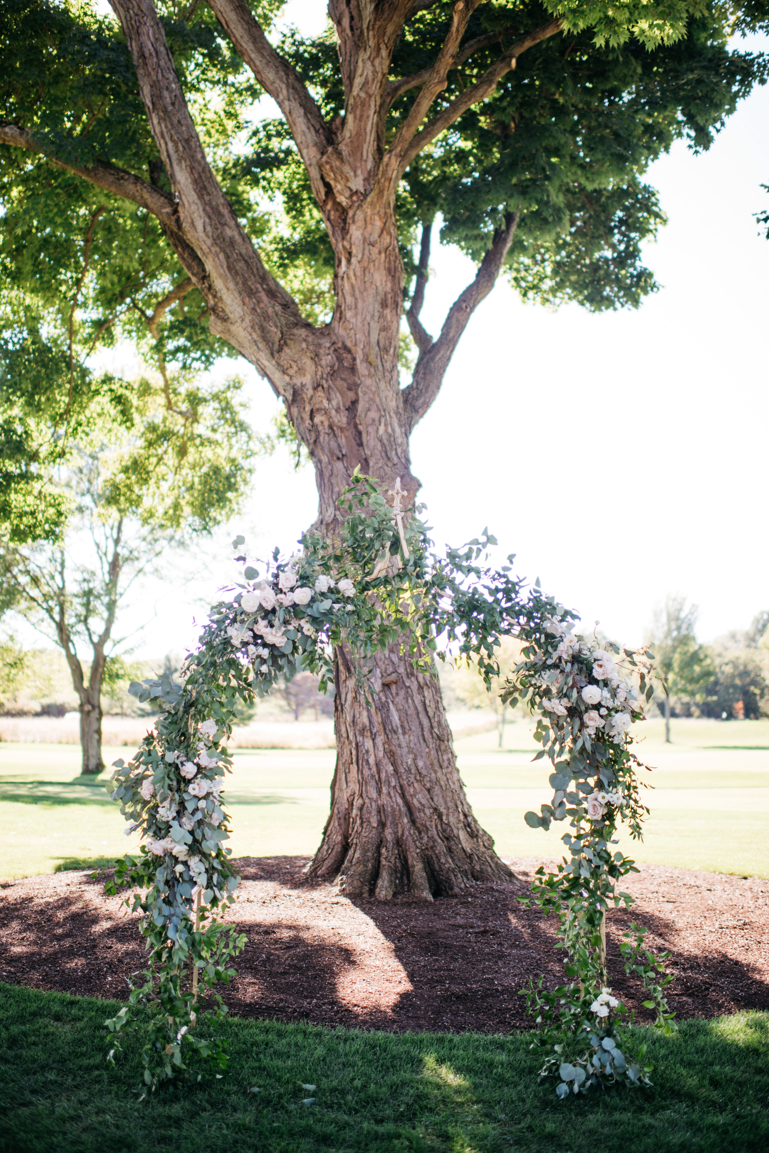 Chikaming Country Club Wedding Union Pier Michigan Wedding Erika Aileen Photography Michigan Wedding Photographer