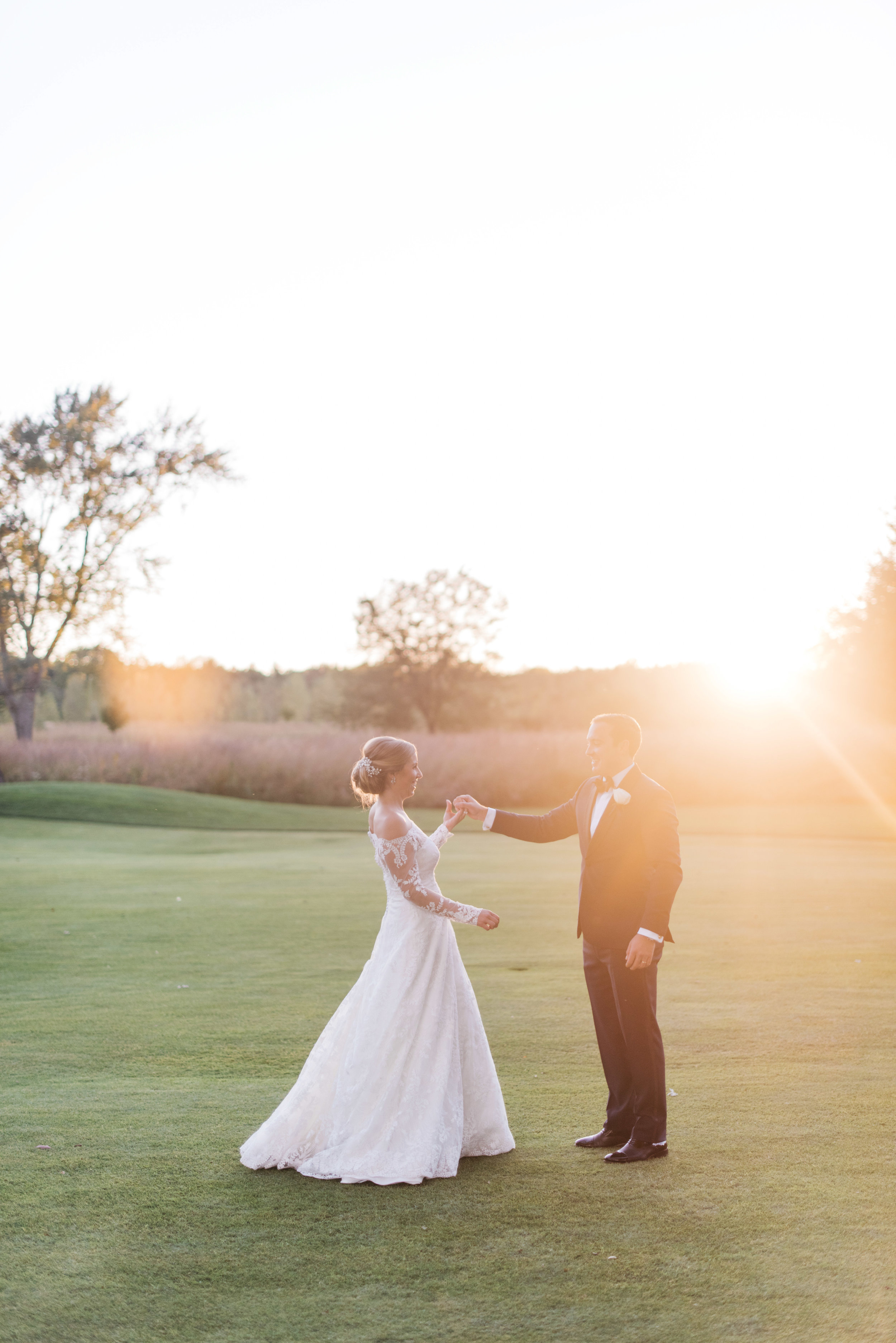 Chikaming Country Club Wedding Union Pier Michigan Wedding Erika Aileen Photography Michigan Wedding Photographer